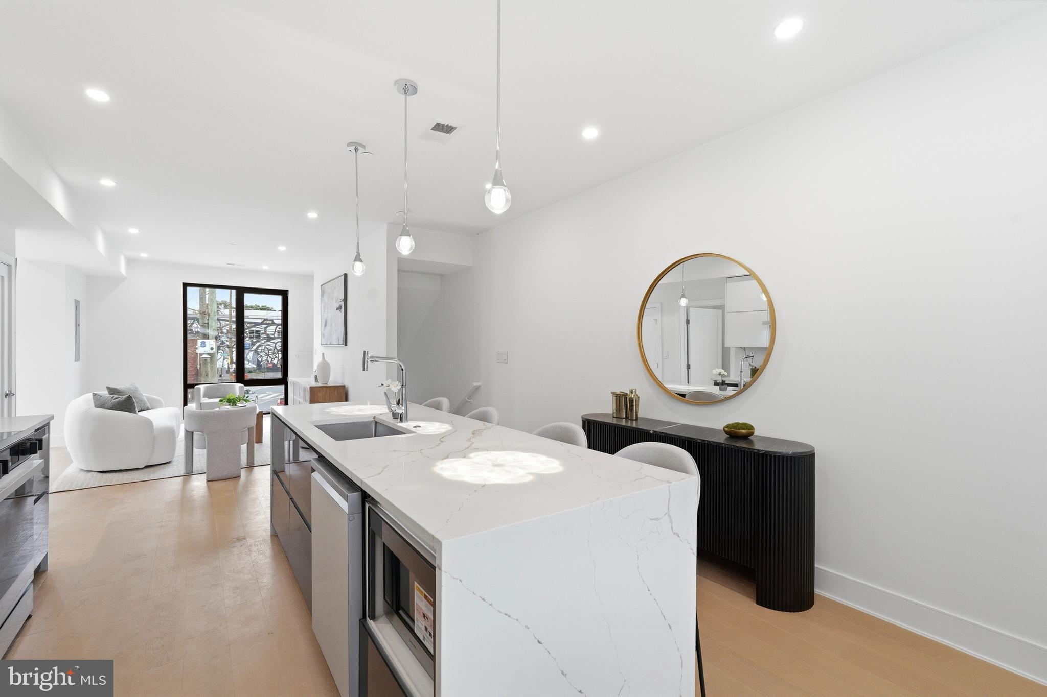 IVY CITY - Residential