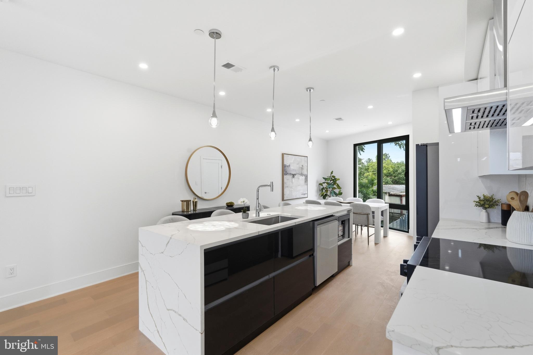 IVY CITY - Residential
