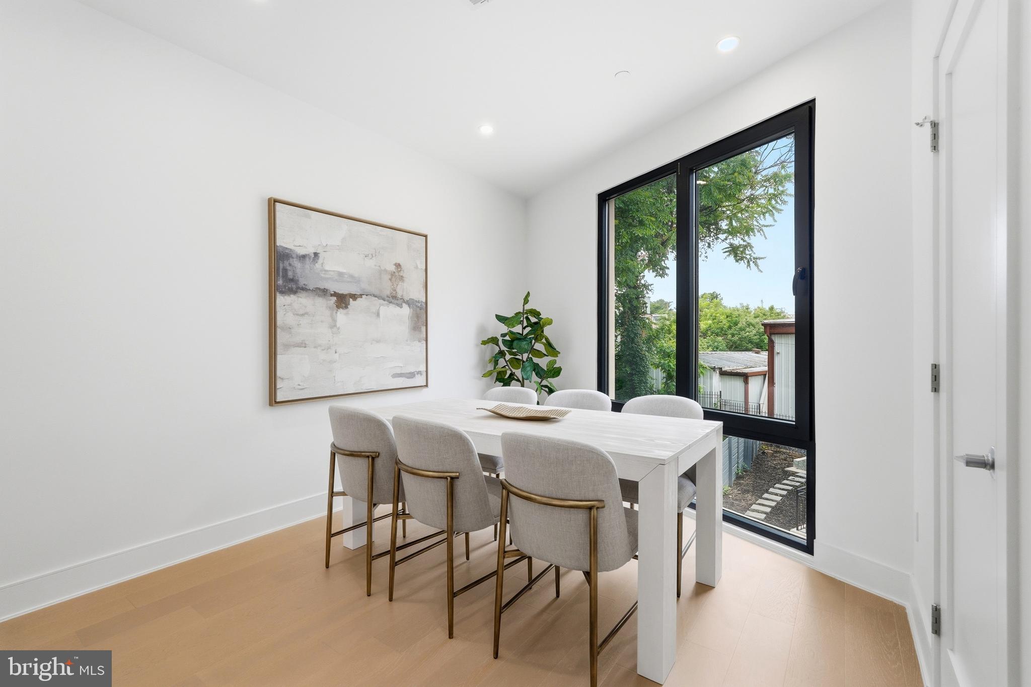 IVY CITY - Residential