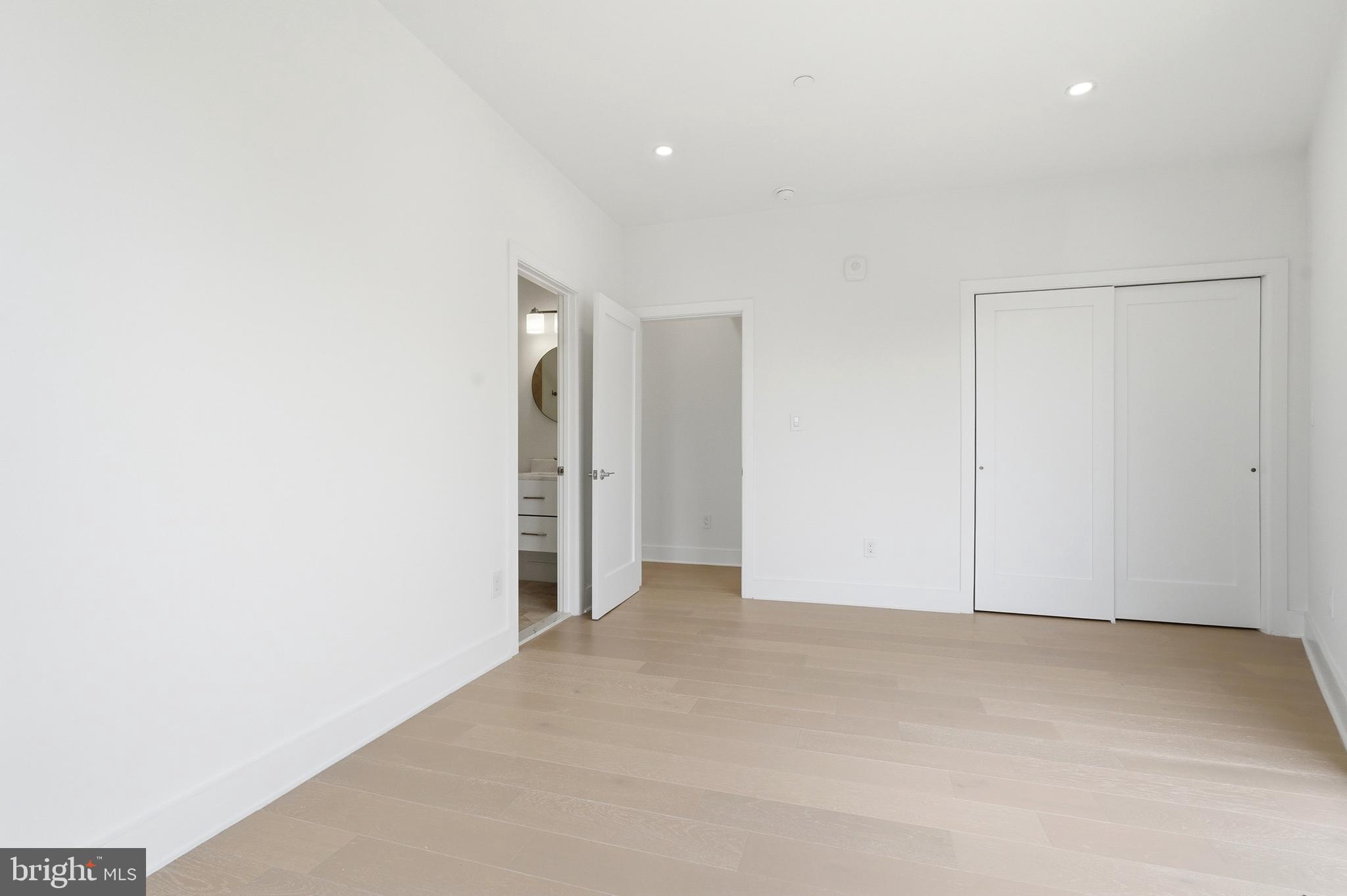 IVY CITY - Residential