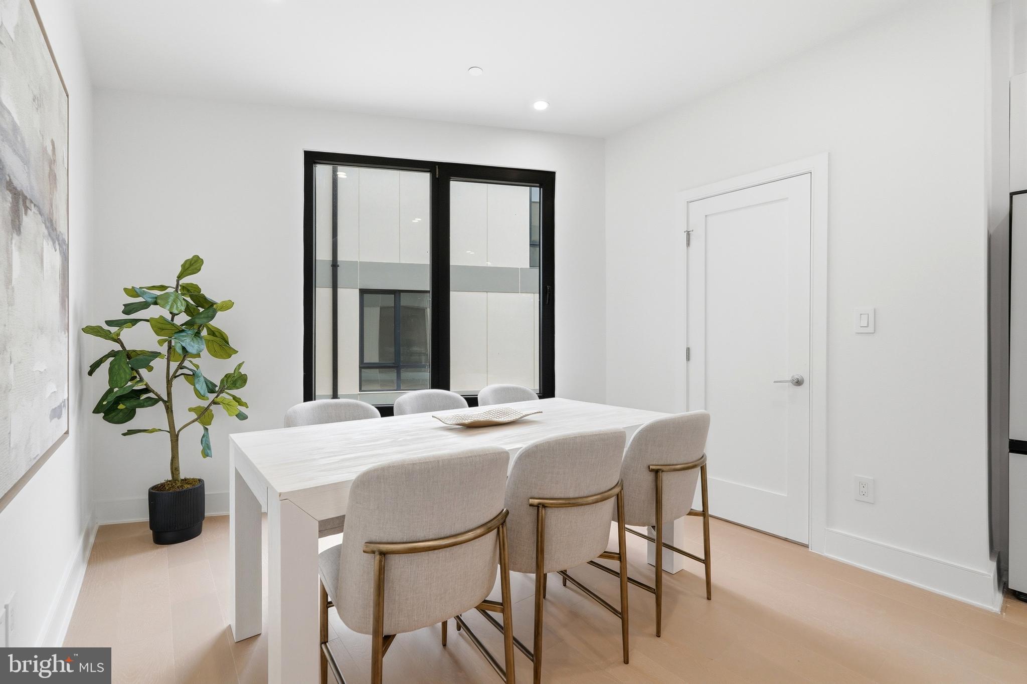 IVY CITY - Residential