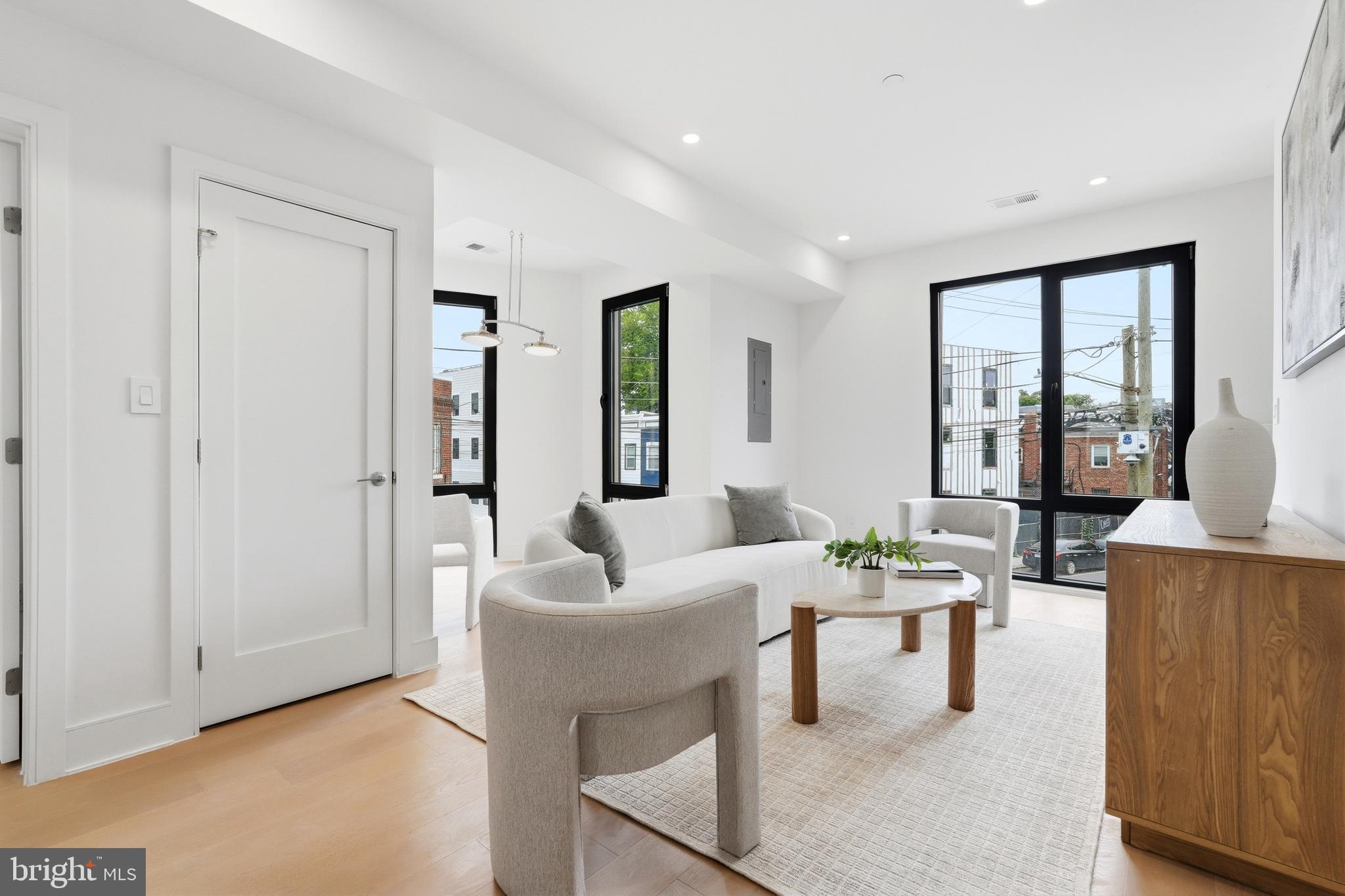 IVY CITY - Residential