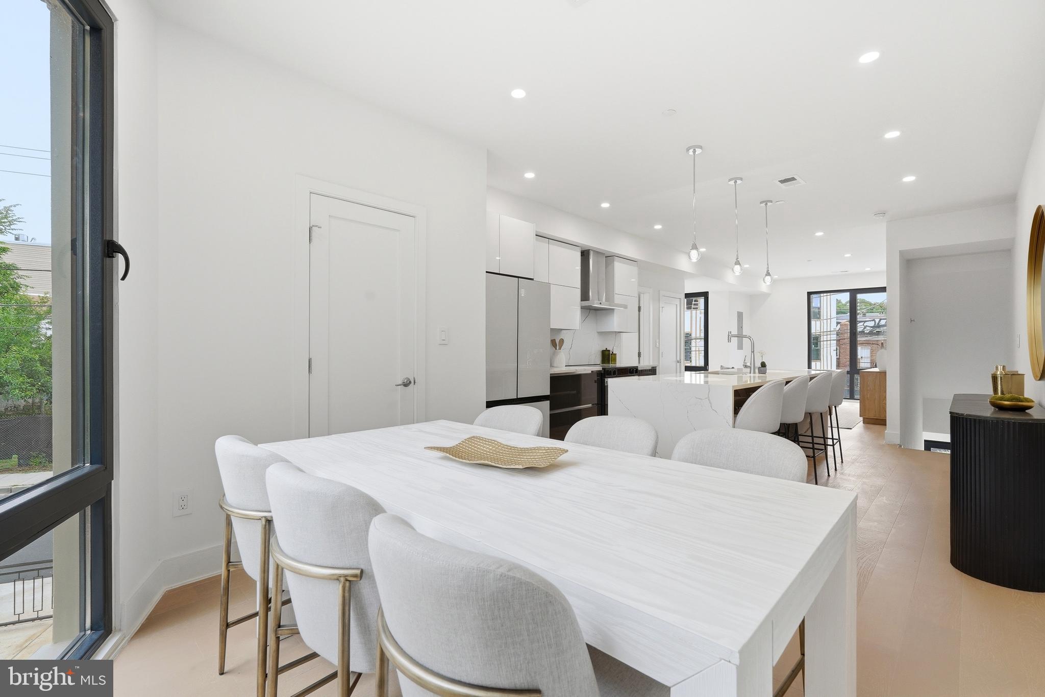 IVY CITY - Residential