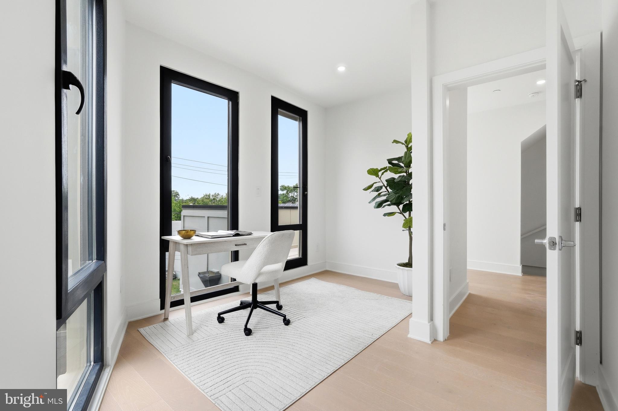 IVY CITY - Residential
