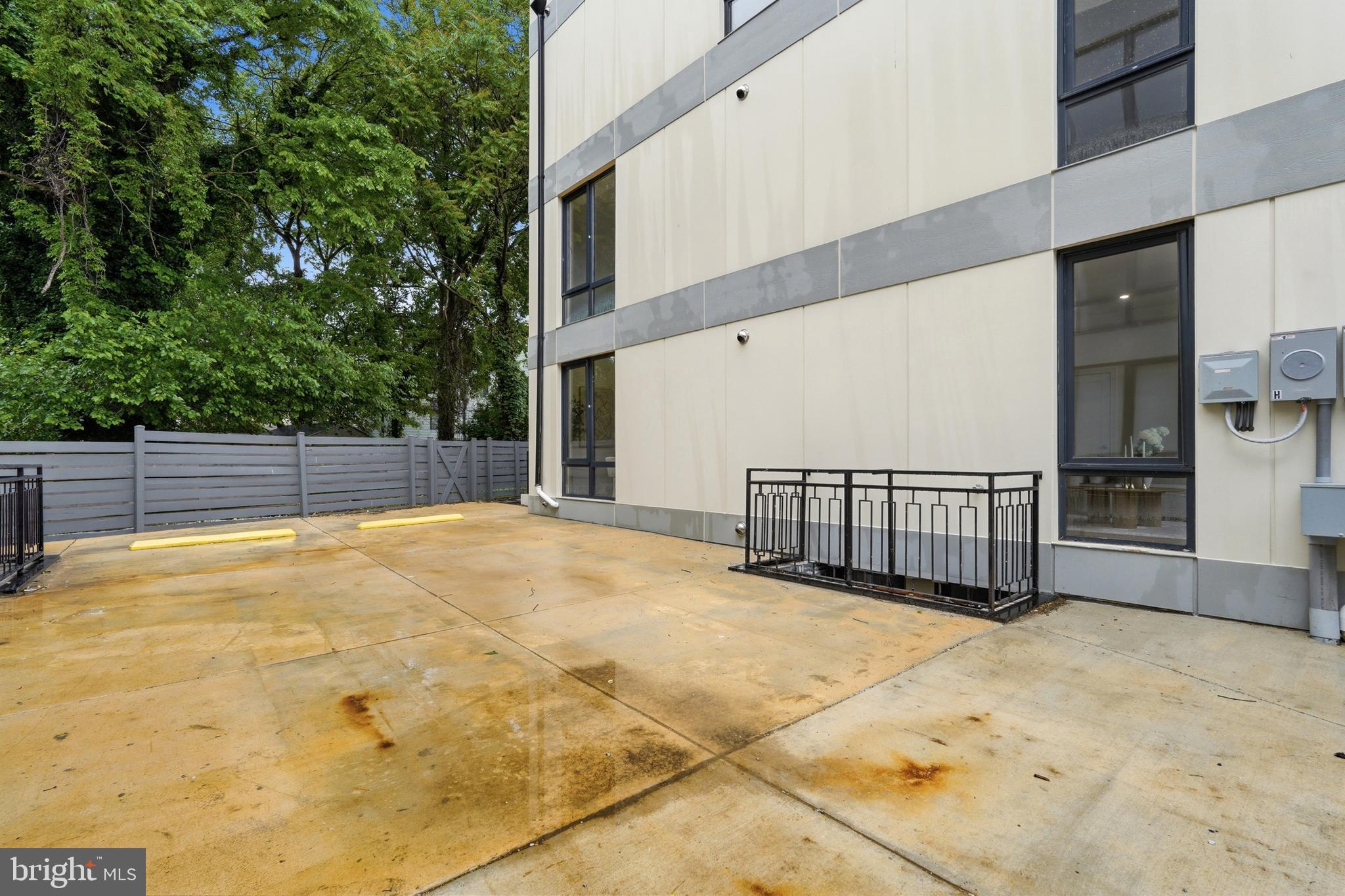 IVY CITY - Residential