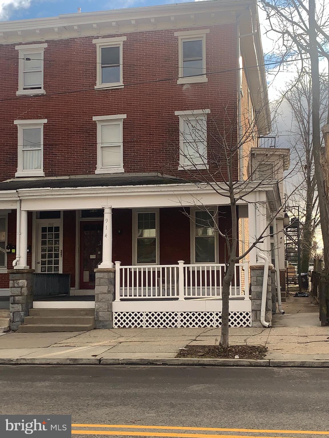 Come see this updated 2 bedroom apartment in Norristown.  A new kitchen and bath welcome you into the home .  New LVP floors in kitchen/living room and new appliances (stove and fridge).  The kitchen also has new cabinets and a granite countertop.   Also, freshly painted and new carpets in the bedrooms!  Minutes from Bridgeport and King of Prussia!  Close to public transportation.