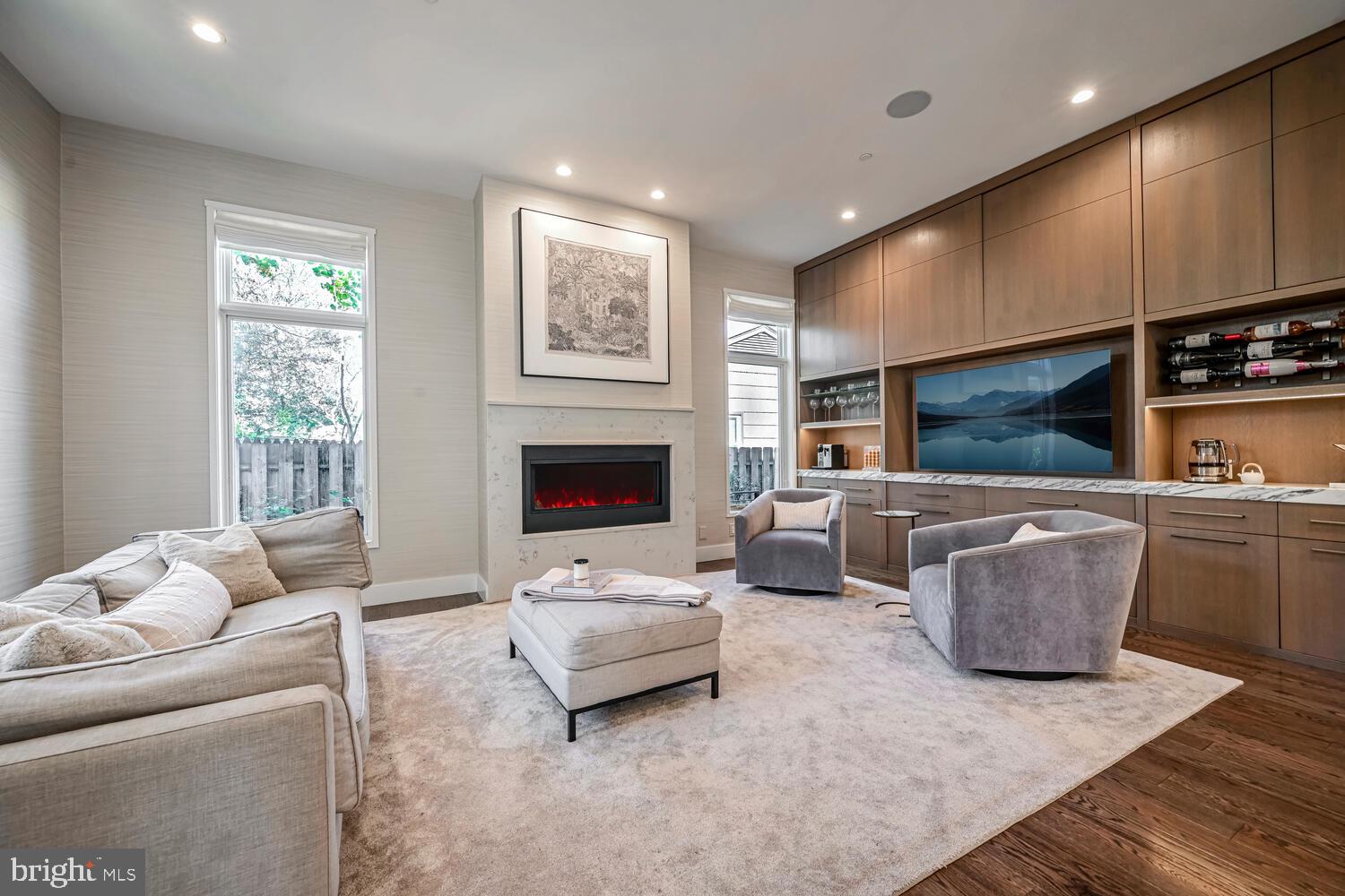 GEORGETOWN VILLAGE - Residential