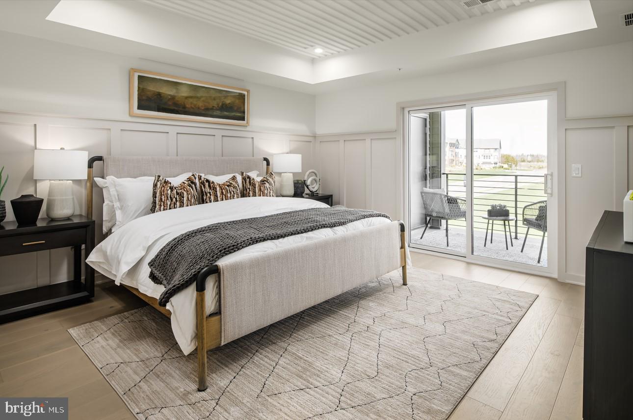 METRO WALK AT MOOREFIELD STATION - Residential