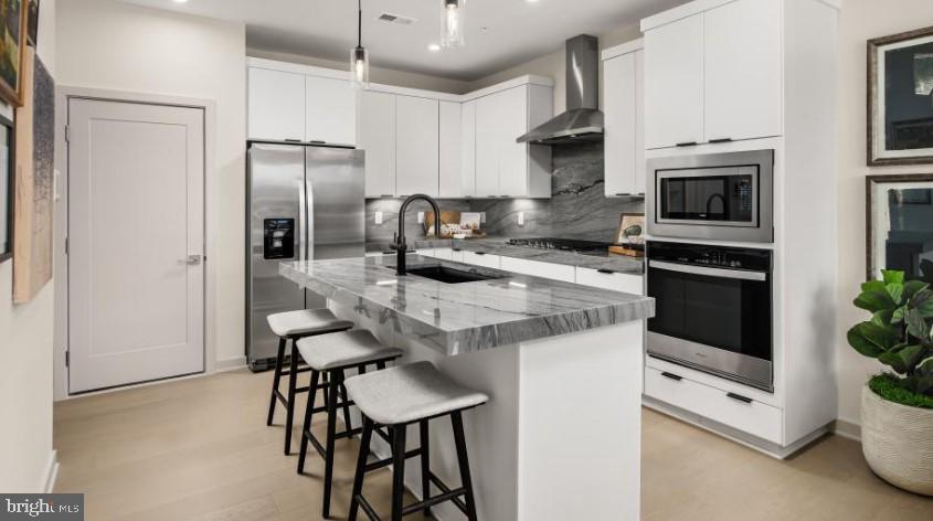METRO WALK AT MOOREFIELD STATION - Residential