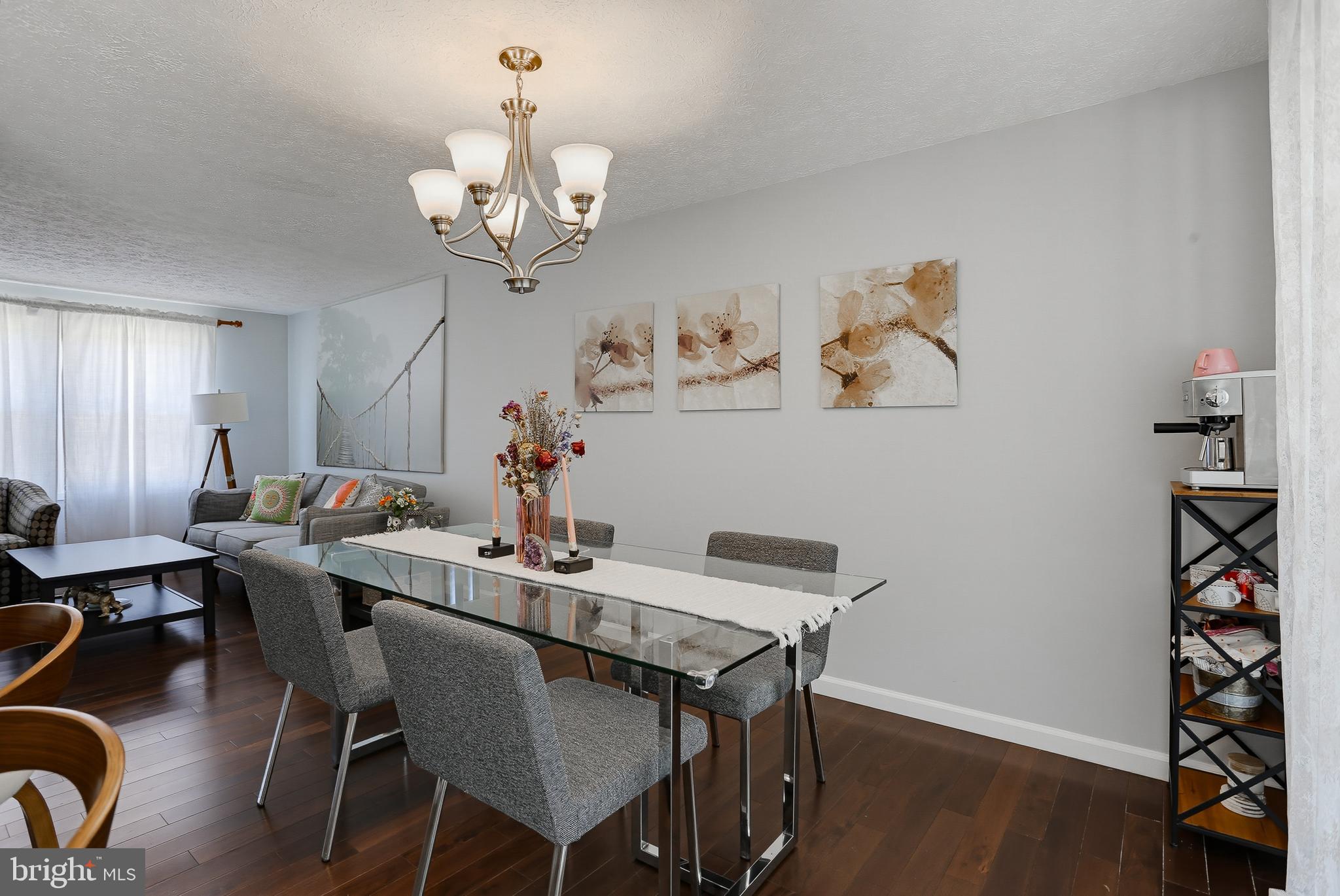 NOTTINGHAM WOODS - Residential