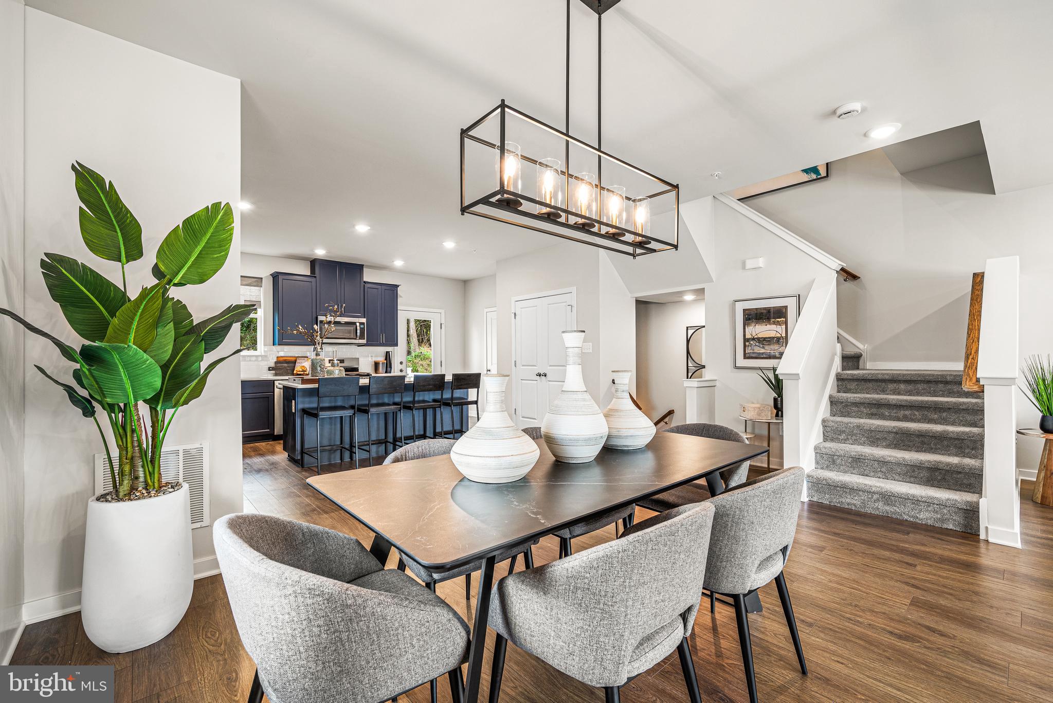 RIVER POINTE - Residential