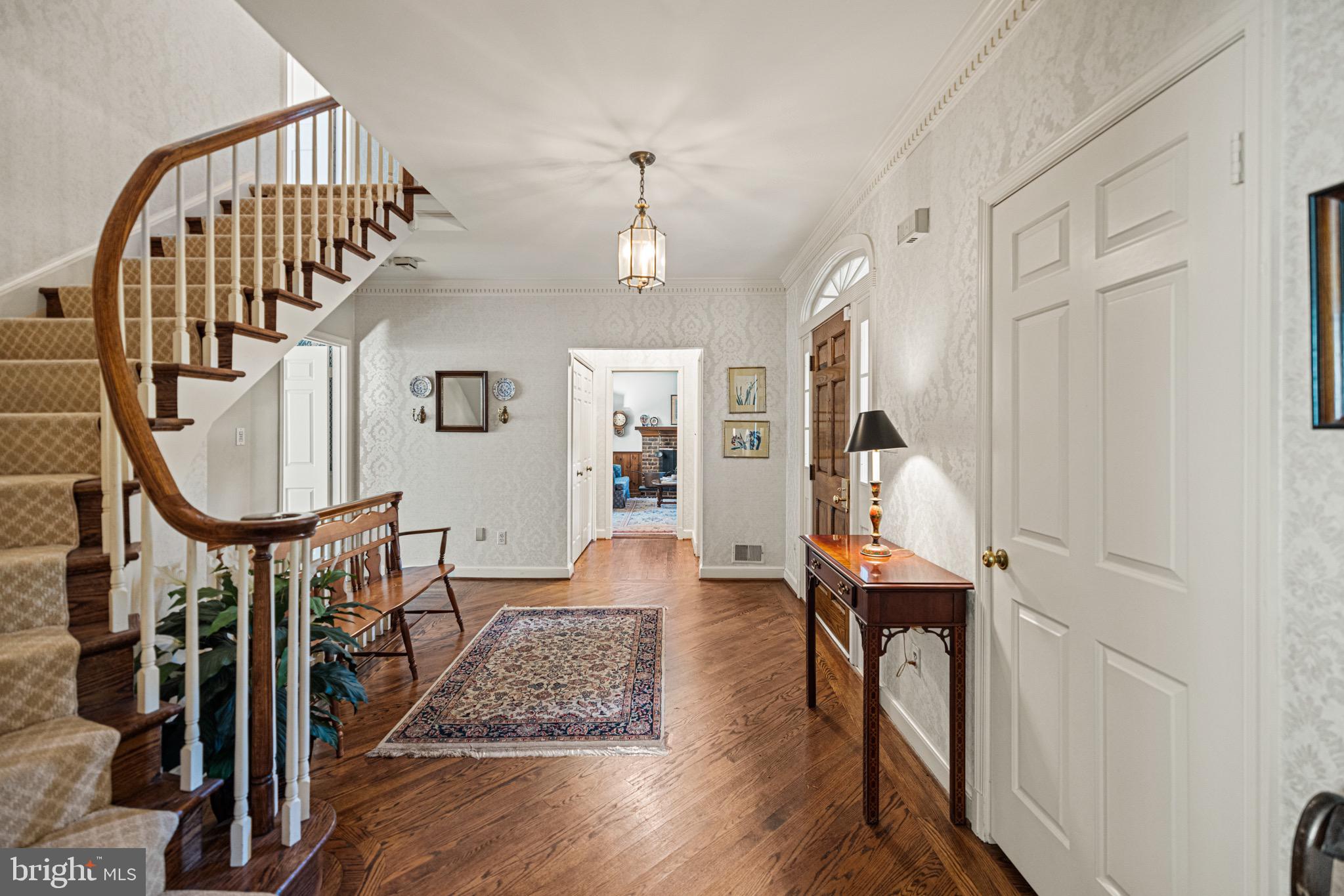 BRADLEY HILLS GROVE - Residential