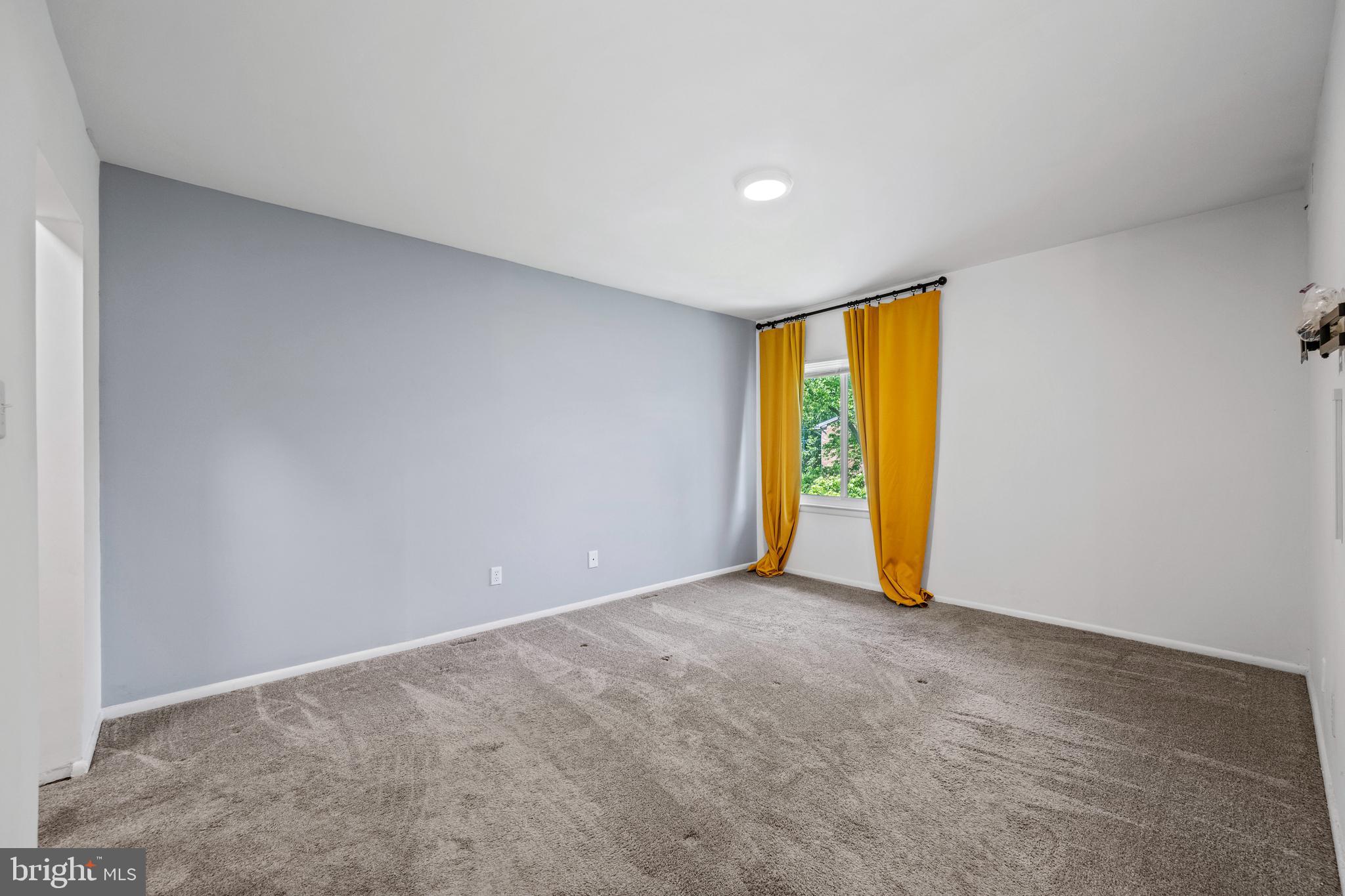 CHERRY GLEN - Residential