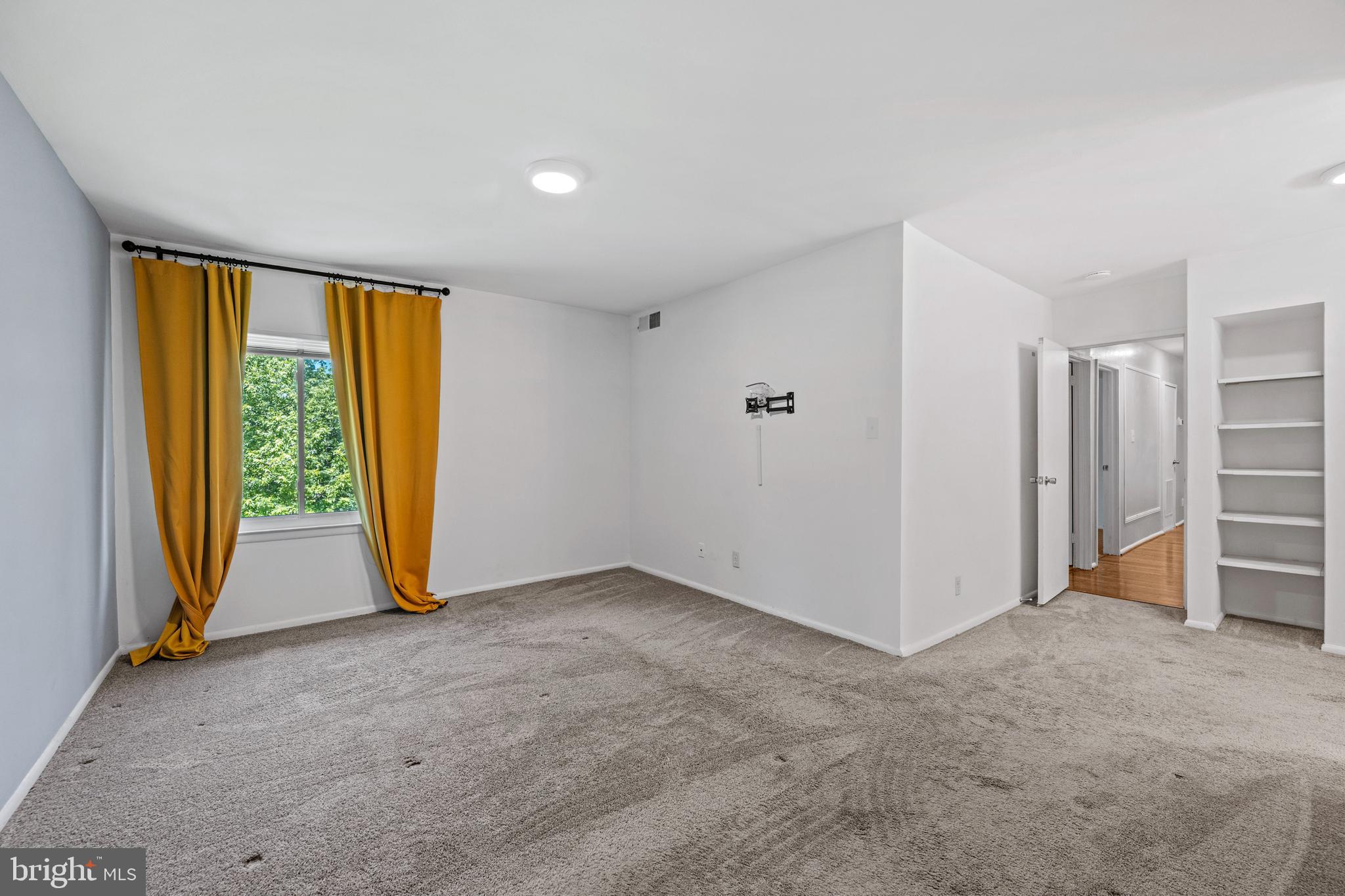 CHERRY GLEN - Residential
