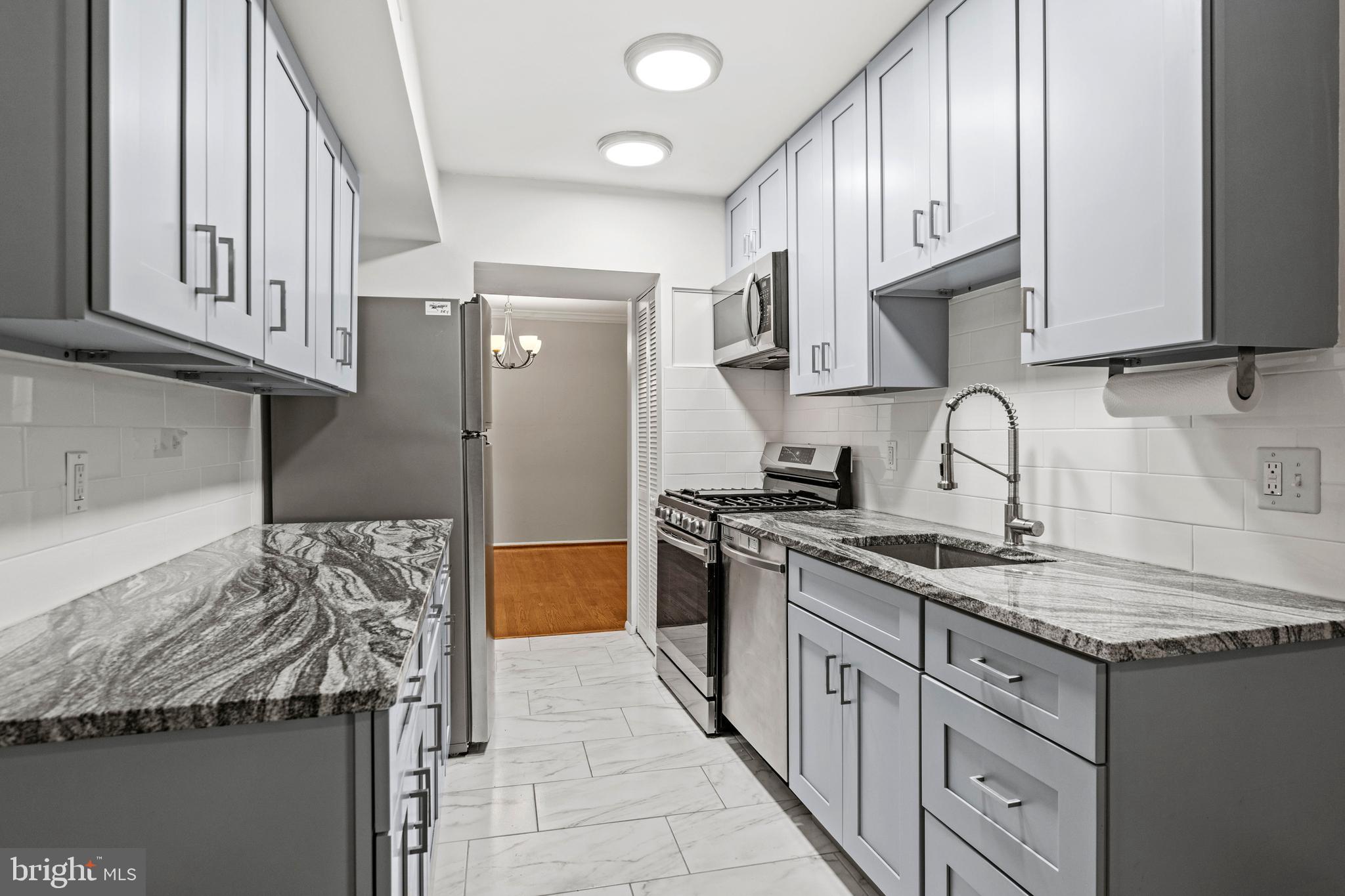 CHERRY GLEN - Residential