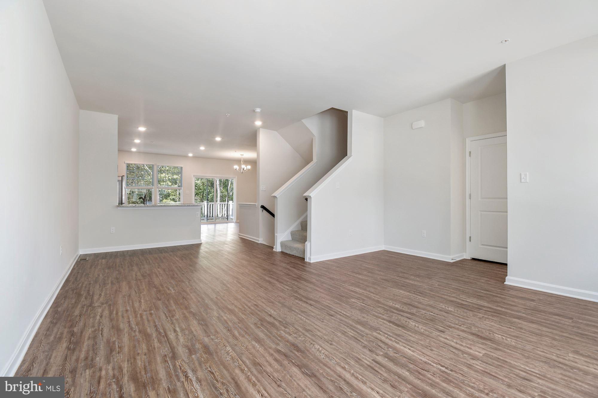 PARKSIDE - Residential