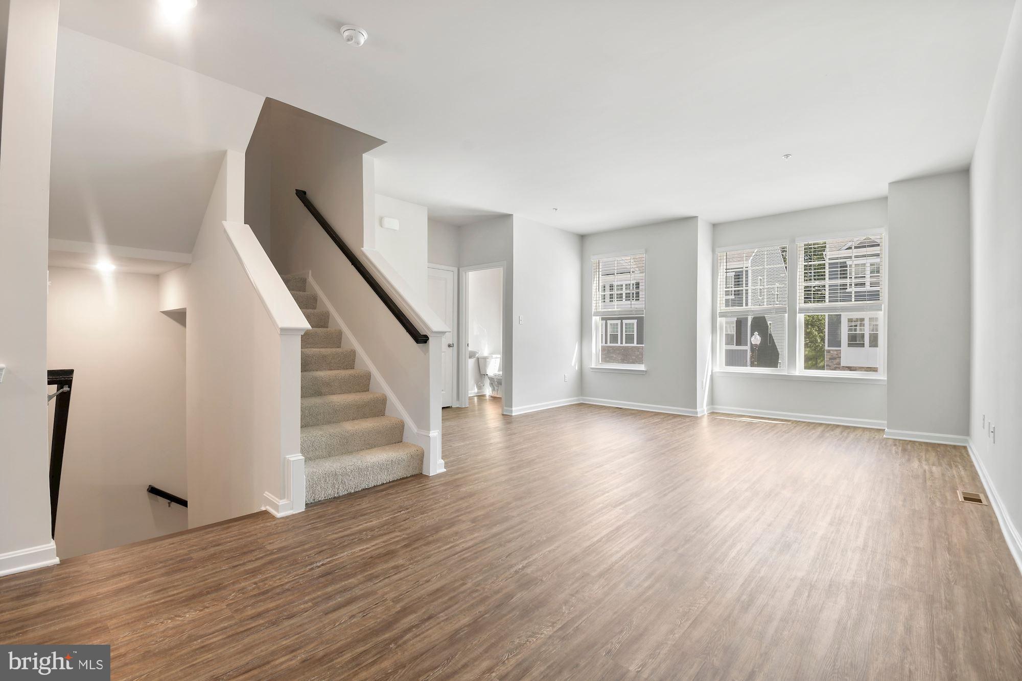 PARKSIDE - Residential