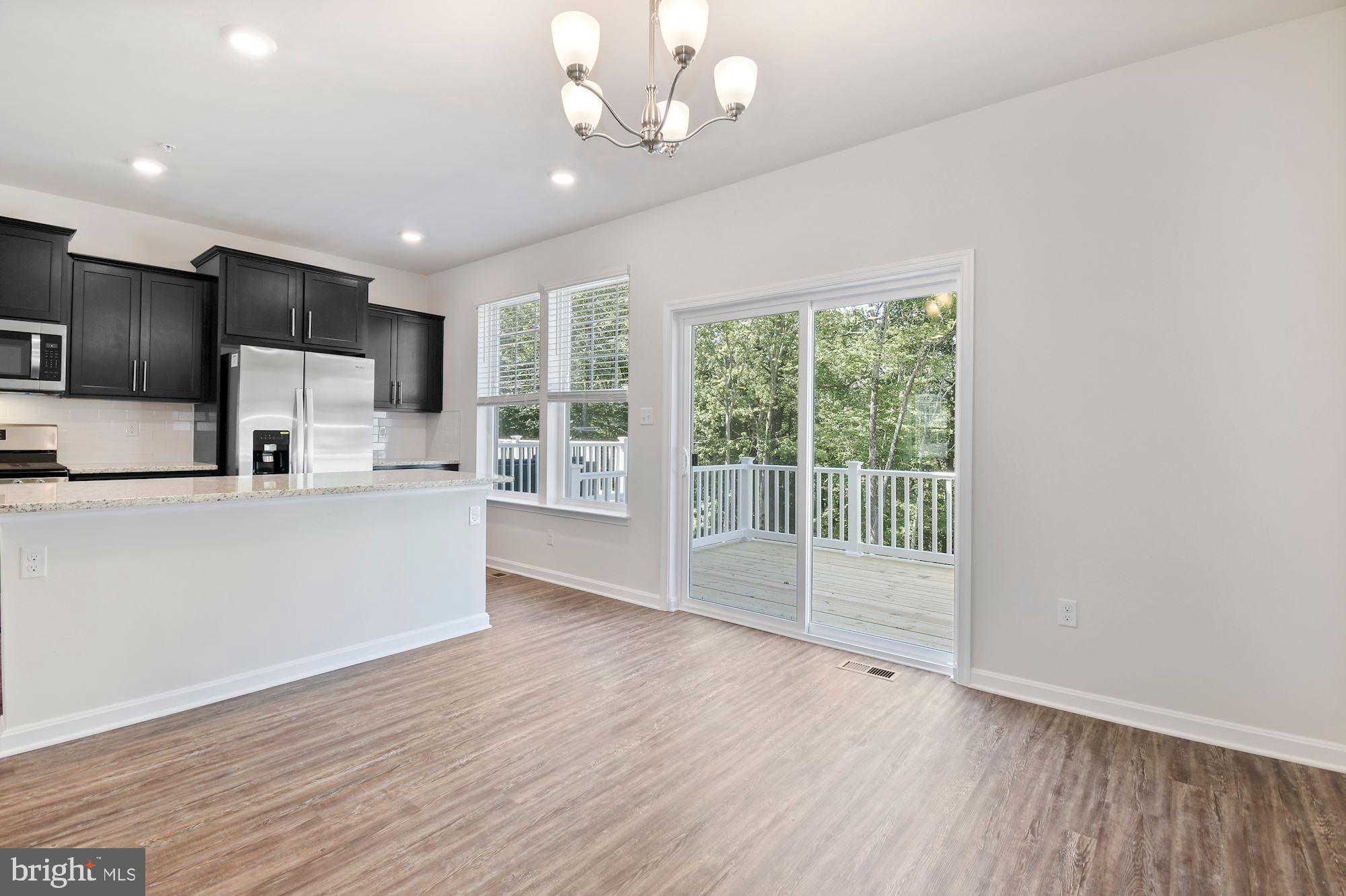 PARKSIDE - Residential
