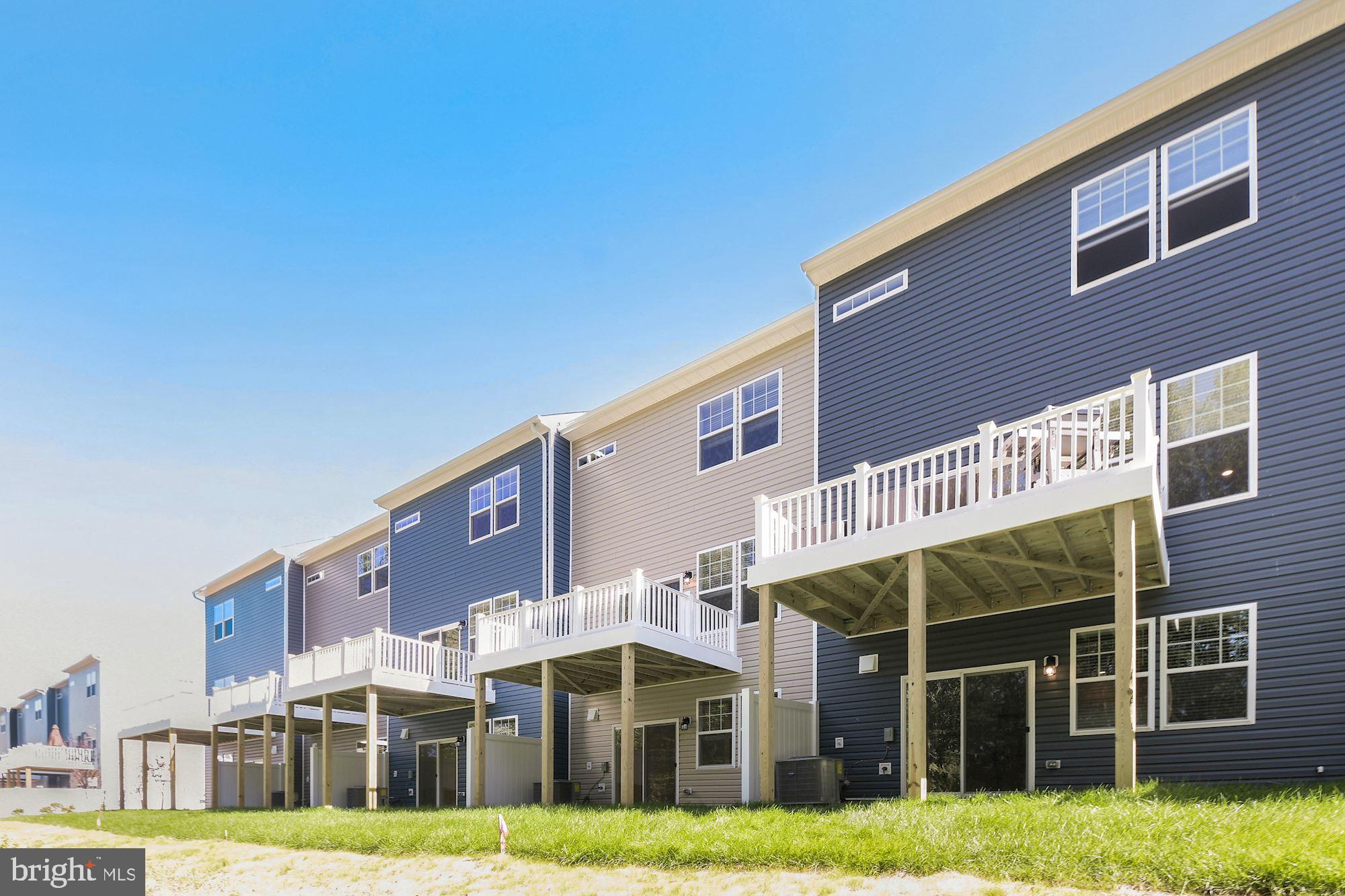 PARKSIDE - Residential
