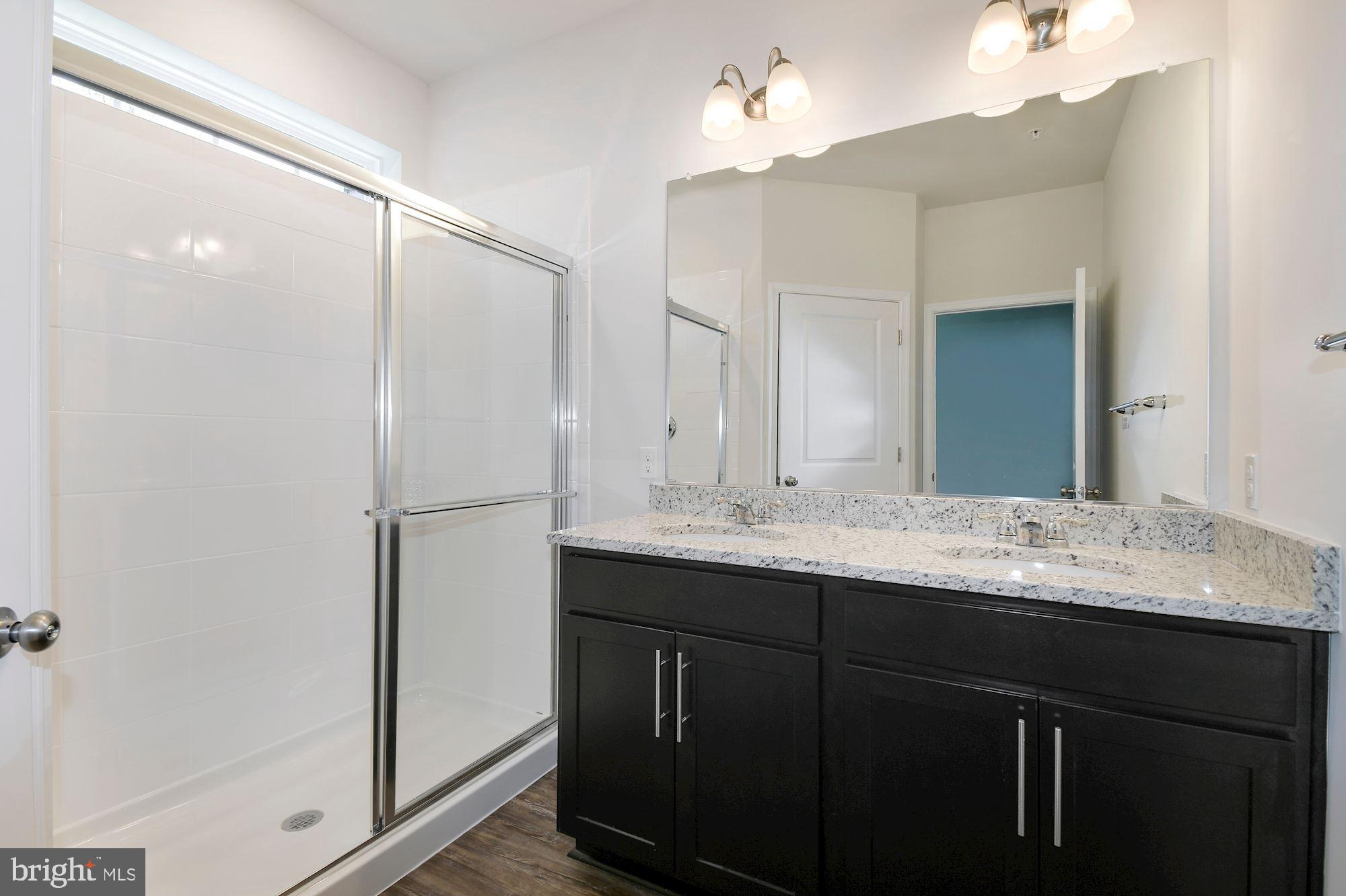 PARKSIDE - Residential