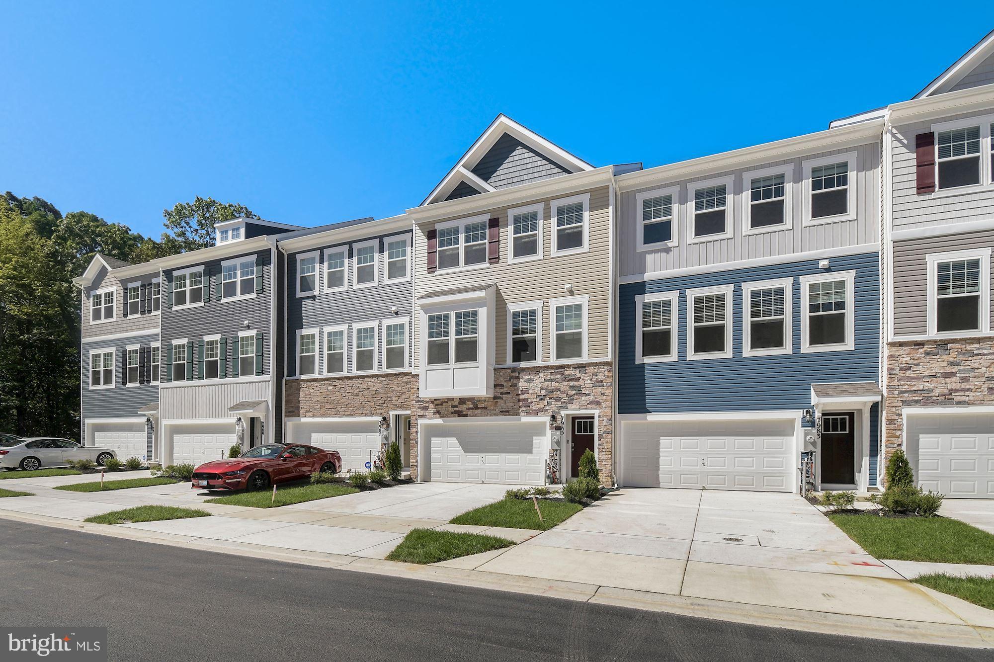 PARKSIDE - Residential