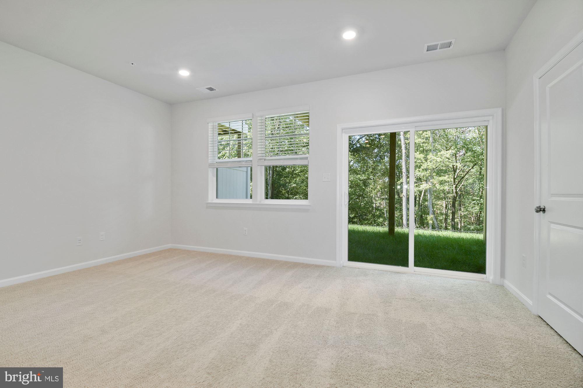 PARKSIDE - Residential