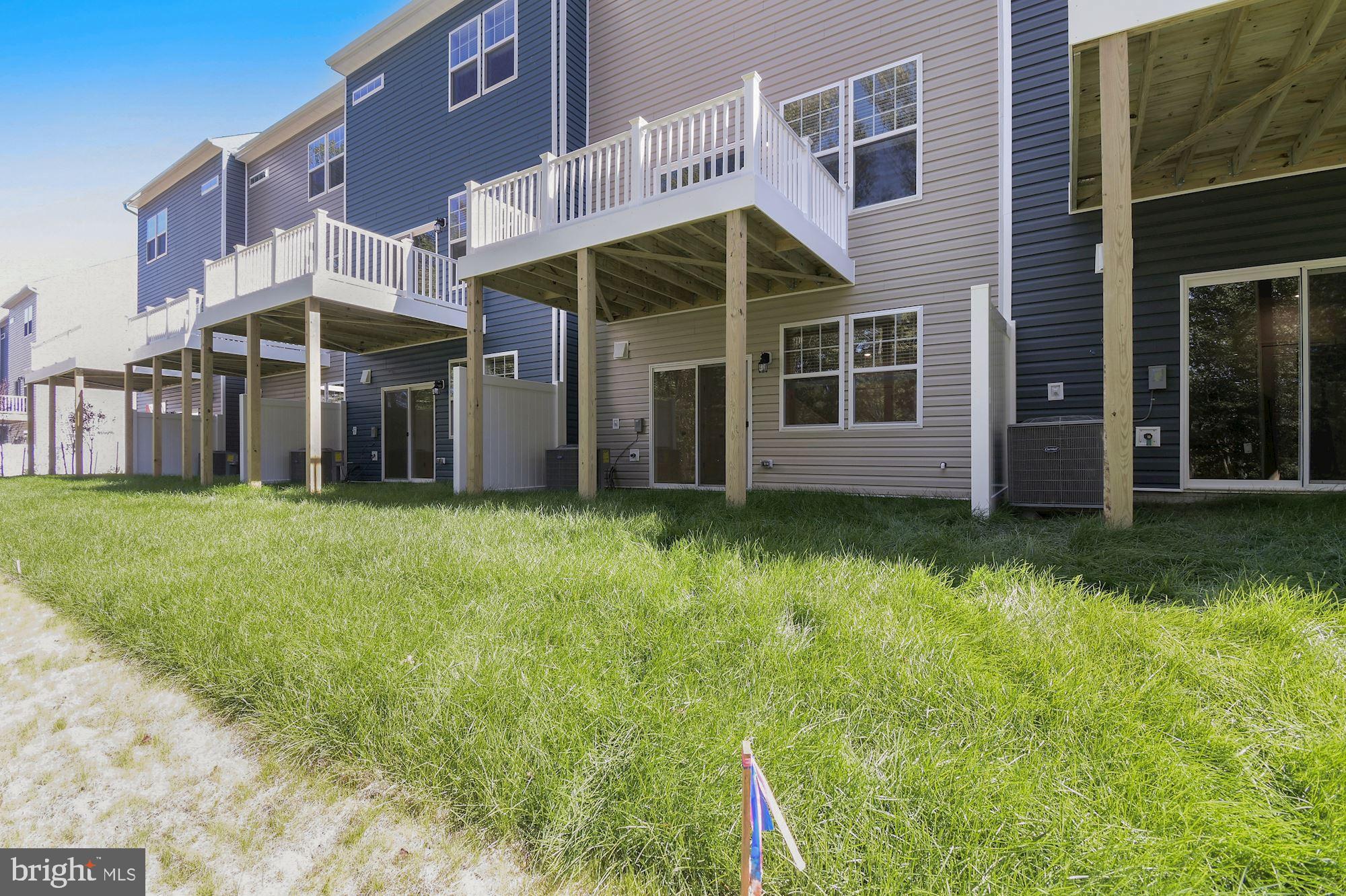 PARKSIDE - Residential