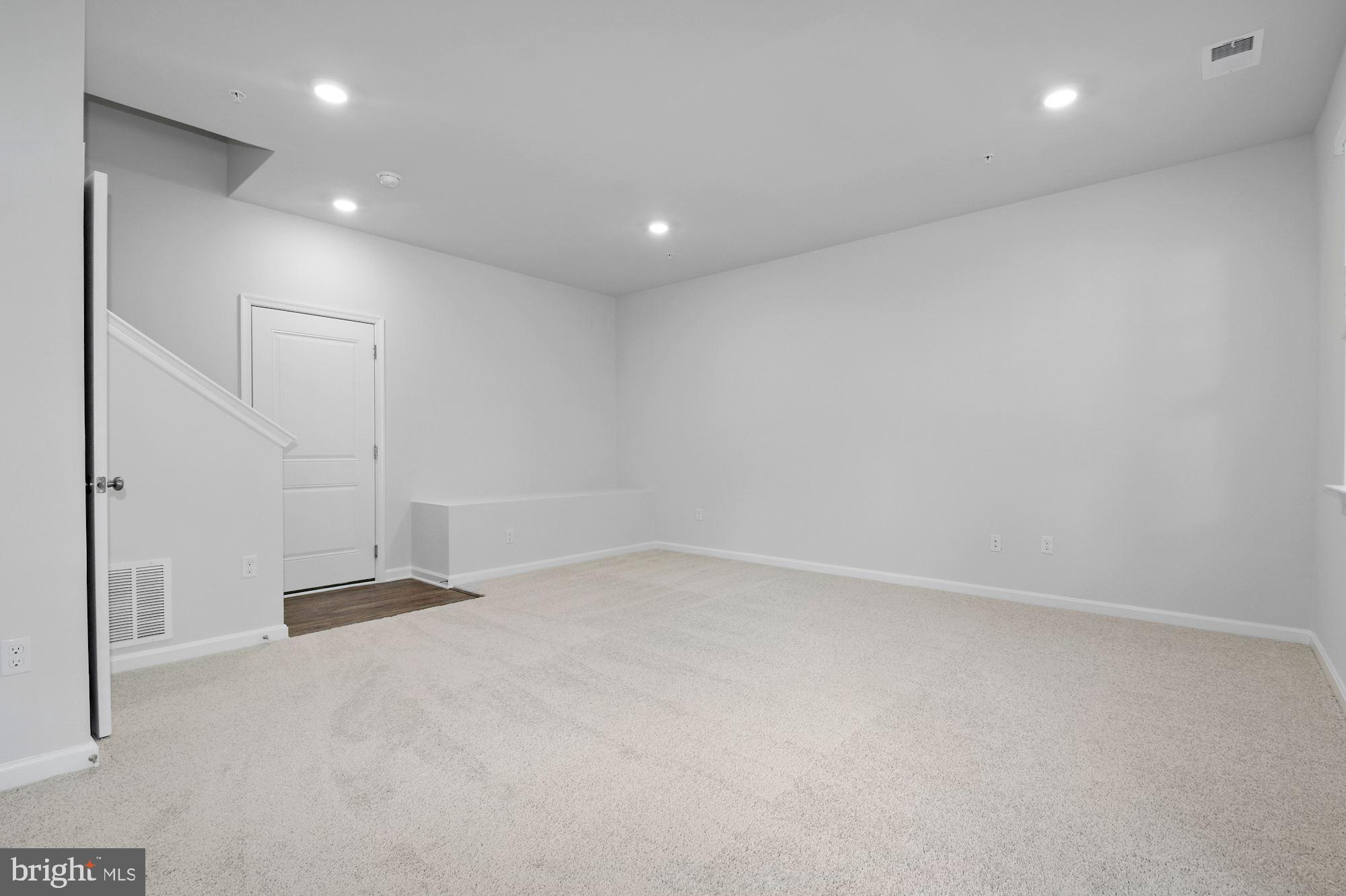 PARKSIDE - Residential