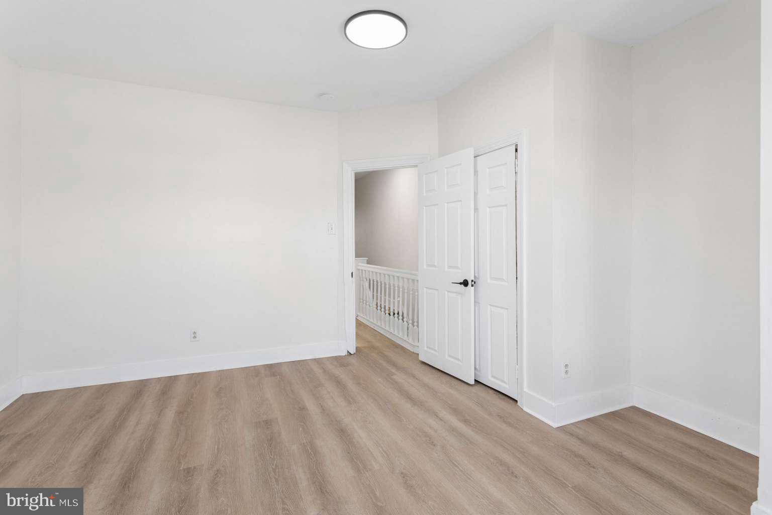COBBS CREEK - Residential