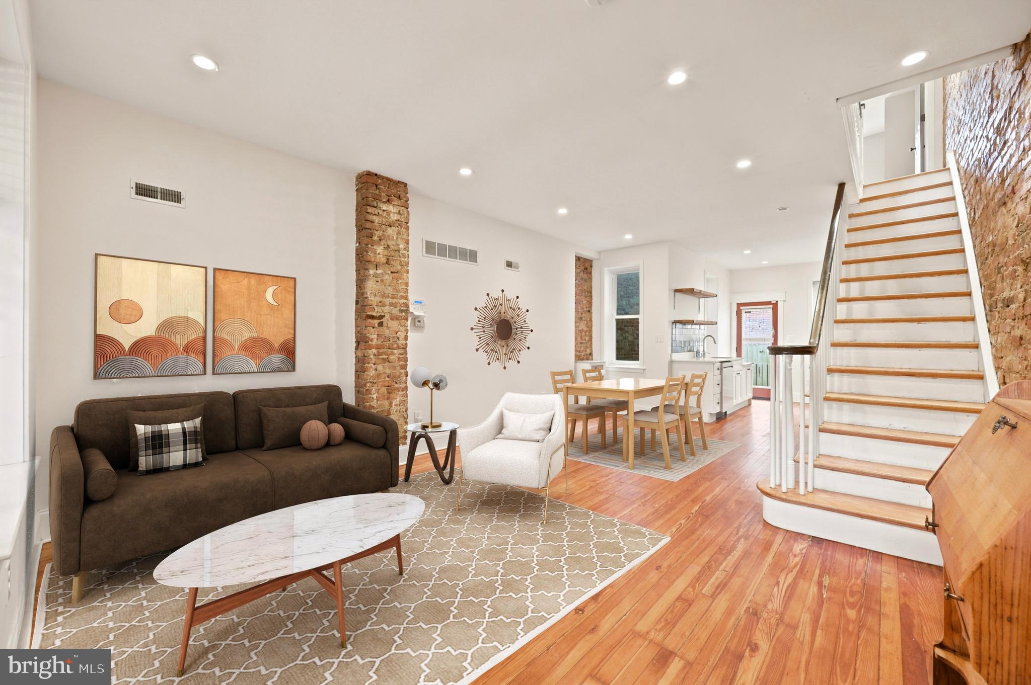 PORT RICHMOND - Residential