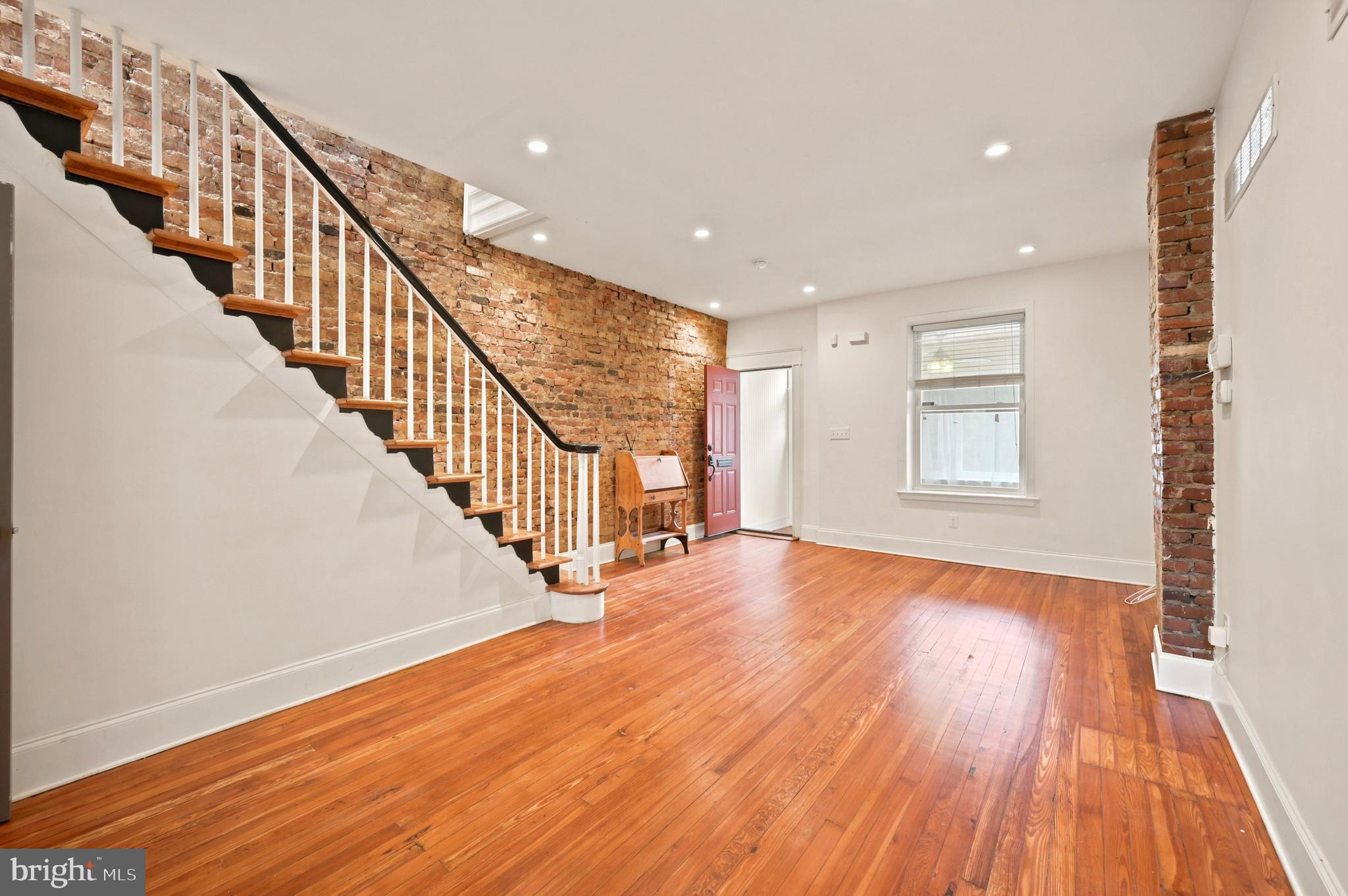 PORT RICHMOND - Residential