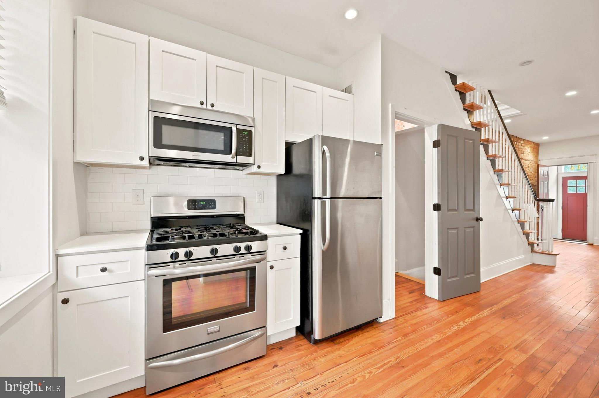 PORT RICHMOND - Residential