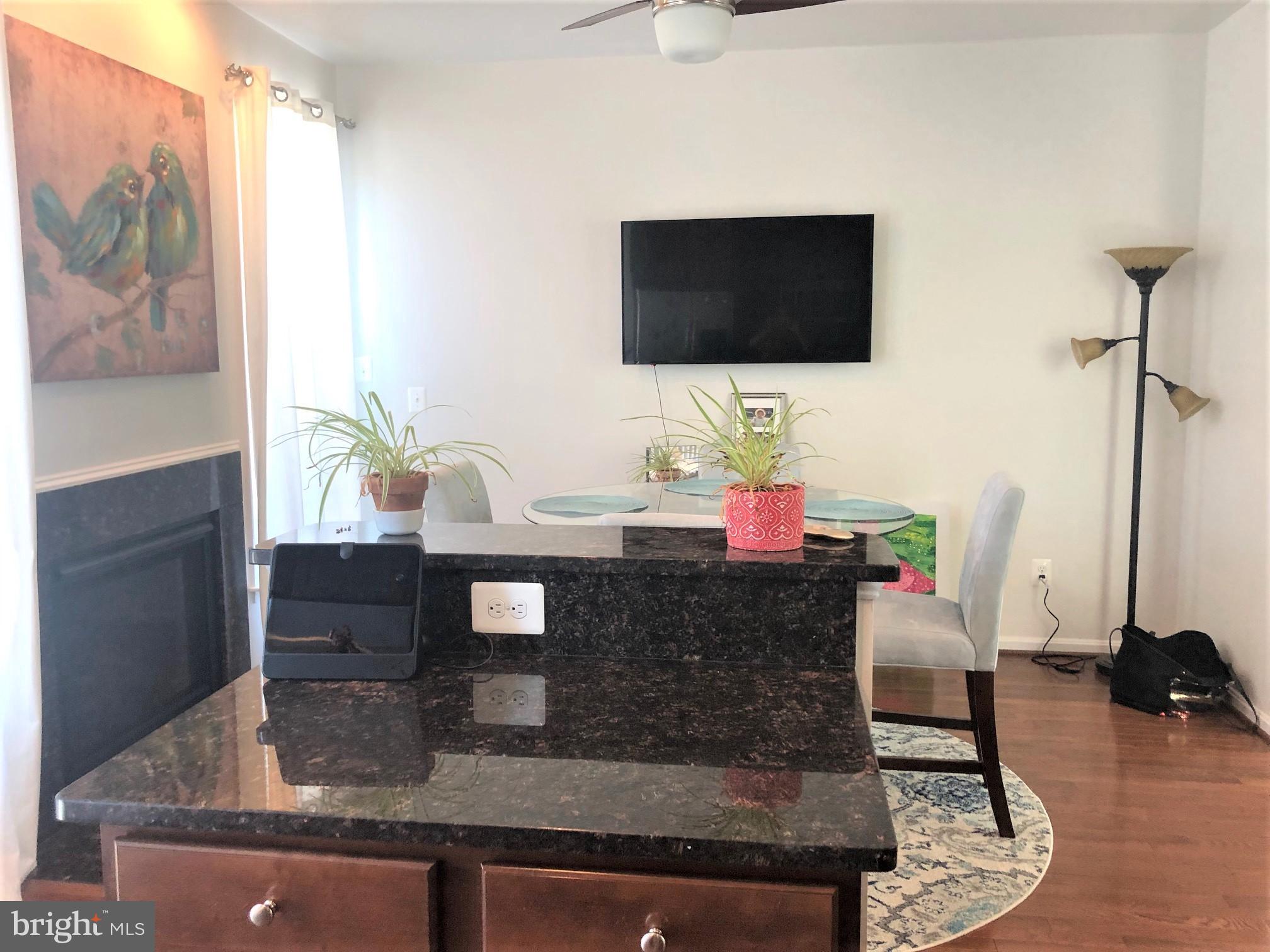 VISTAS AT OCCOQUAN - Residential Lease