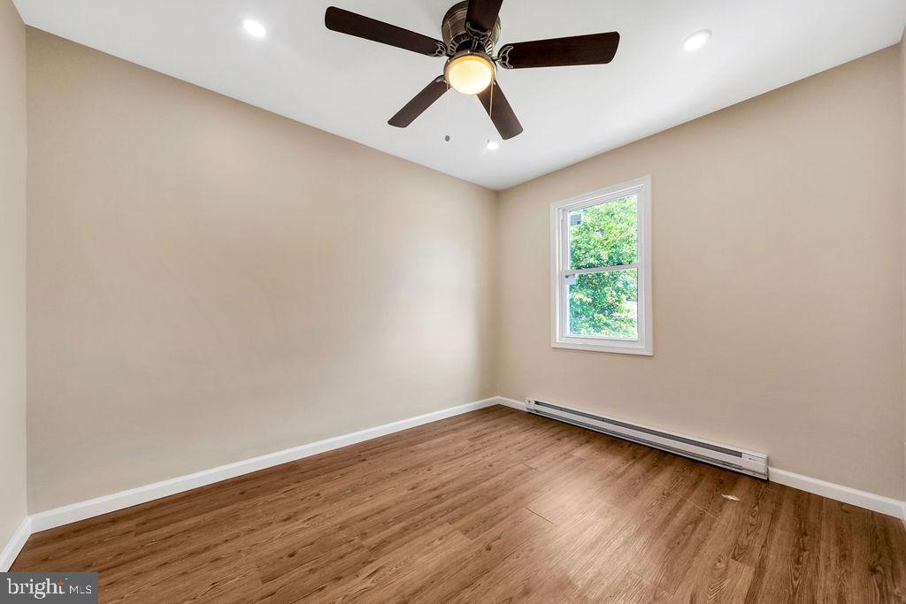 COLLINGDALE - Residential