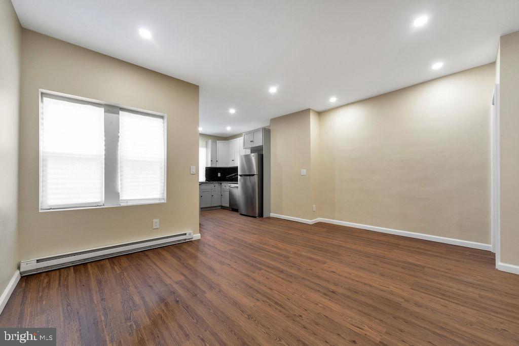 COLLINGDALE - Residential