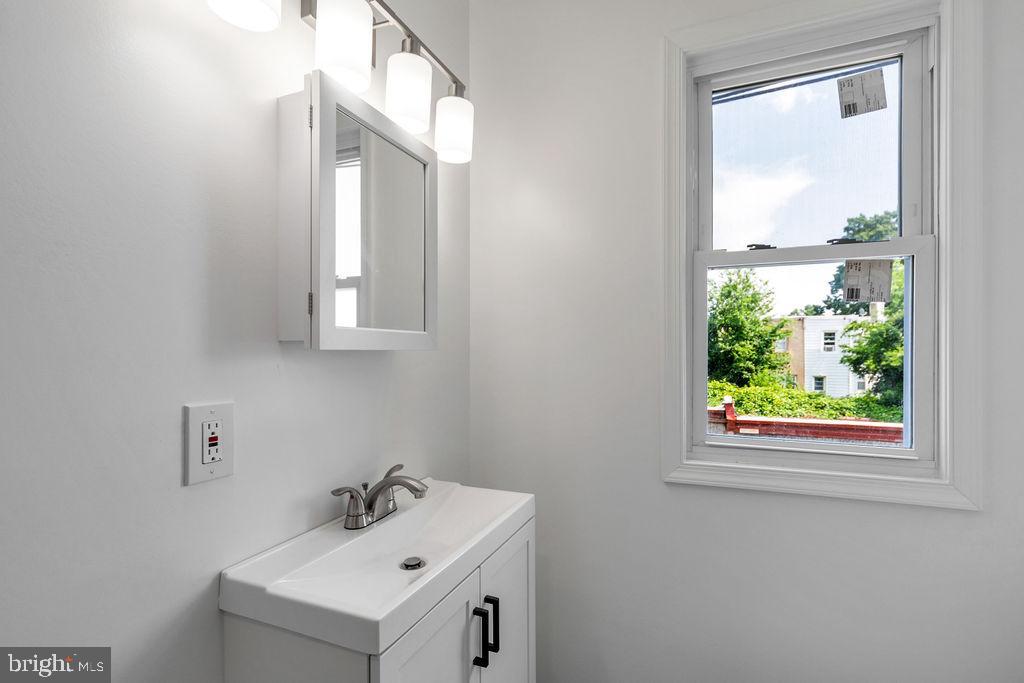 COLLINGDALE - Residential