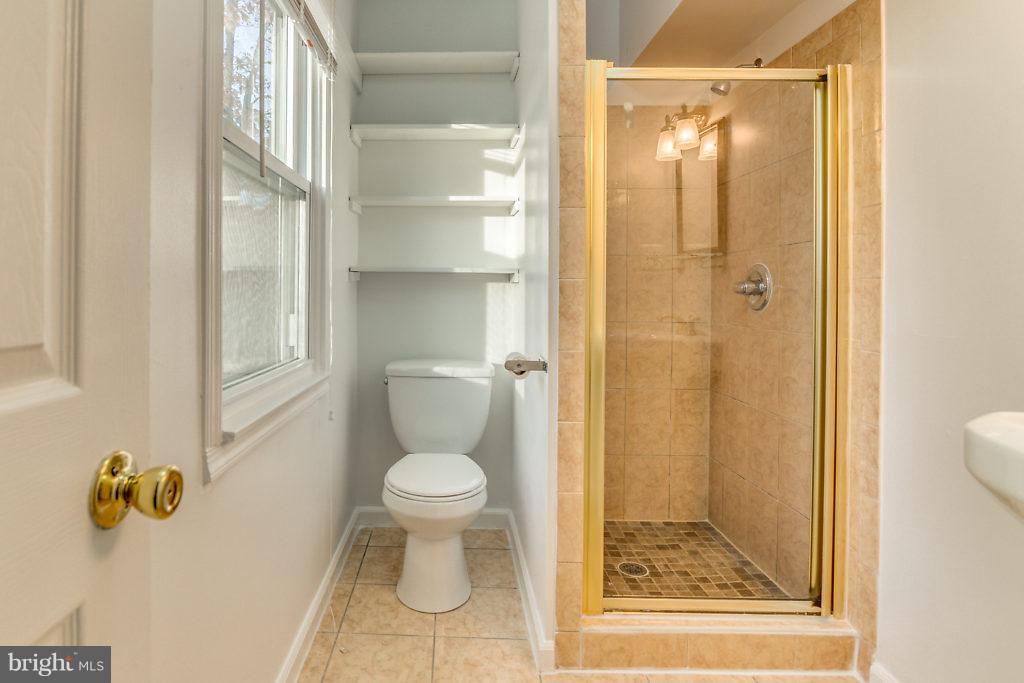 NEWINGTON STATION - Residential Lease