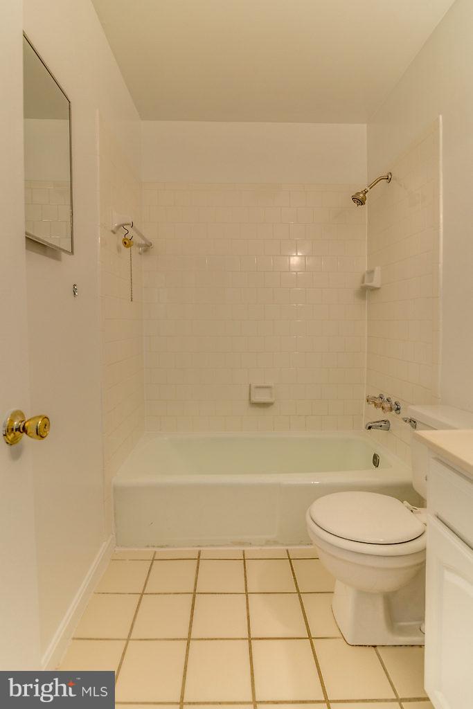 NEWINGTON STATION - Residential Lease