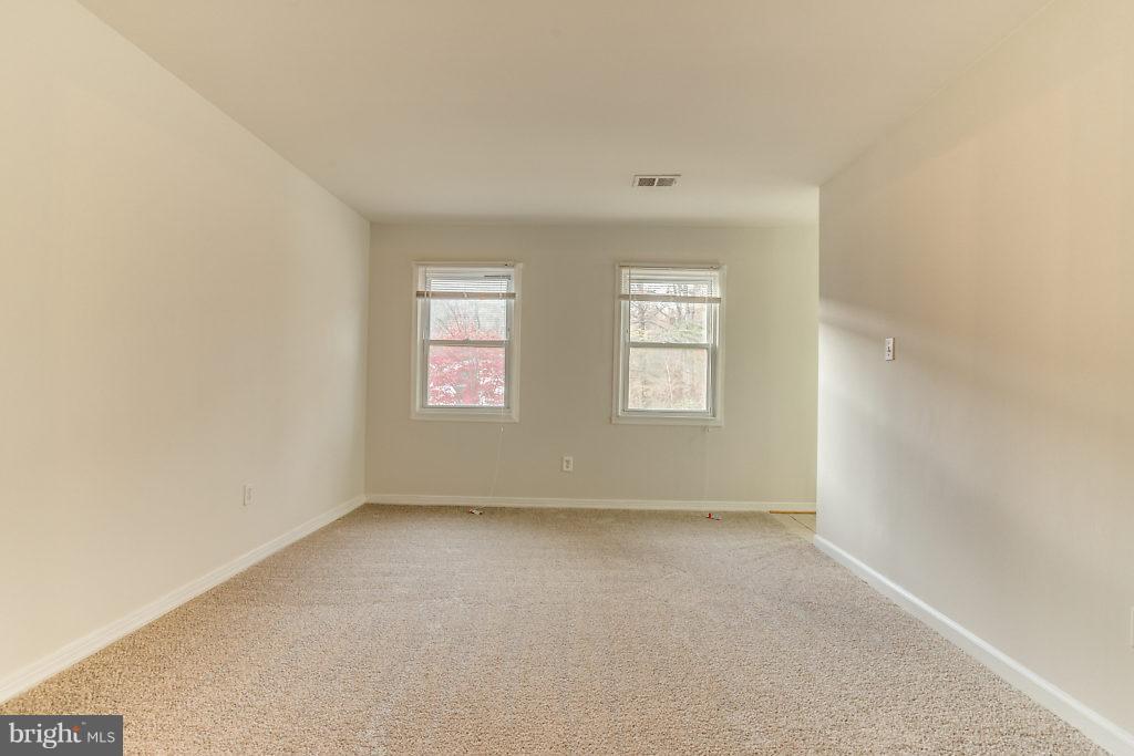 NEWINGTON STATION - Residential Lease