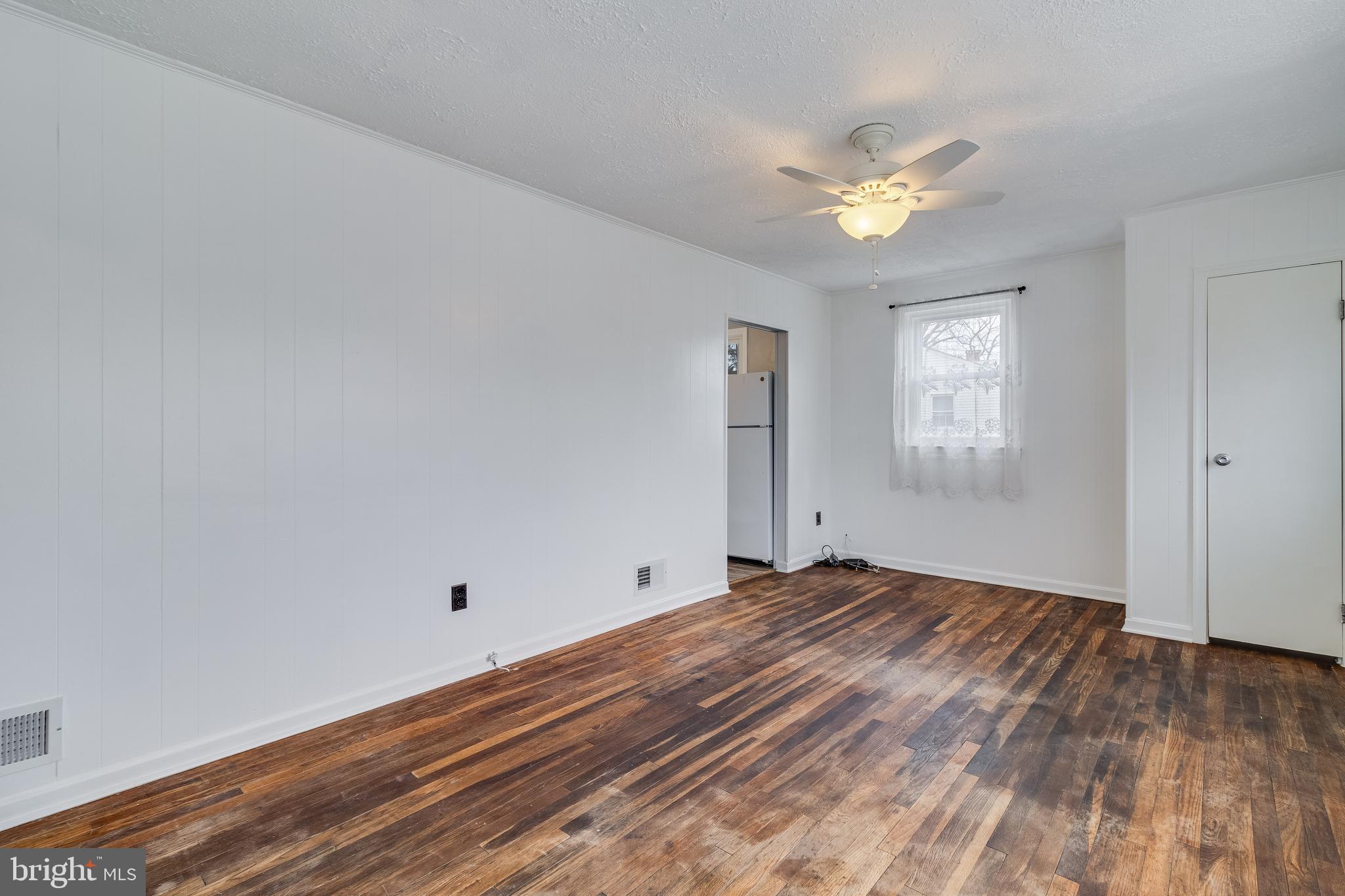 PLEASANT SPRINGS - Residential