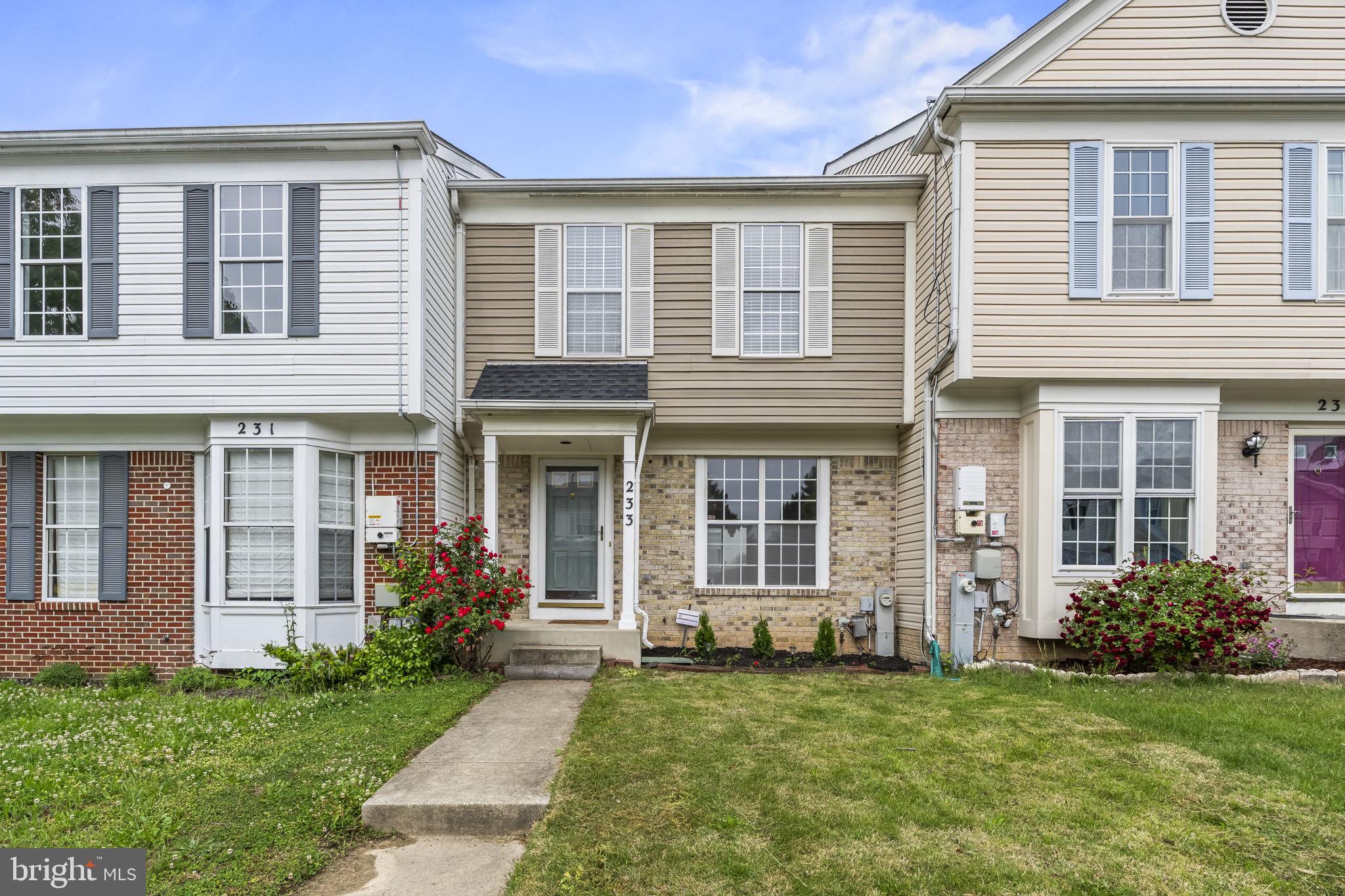 SEVEN OAKS - Residential