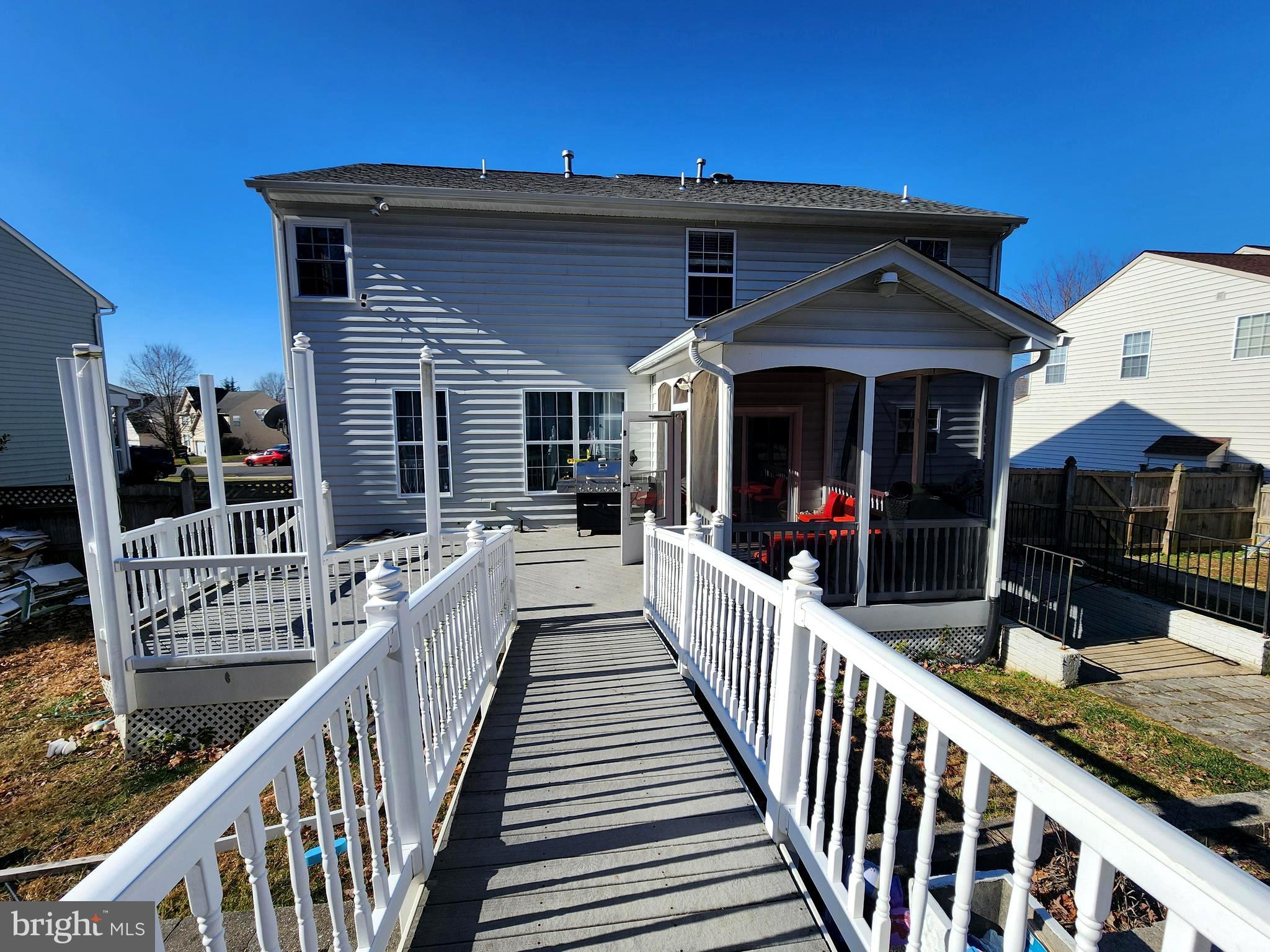 DALE CITY - Residential