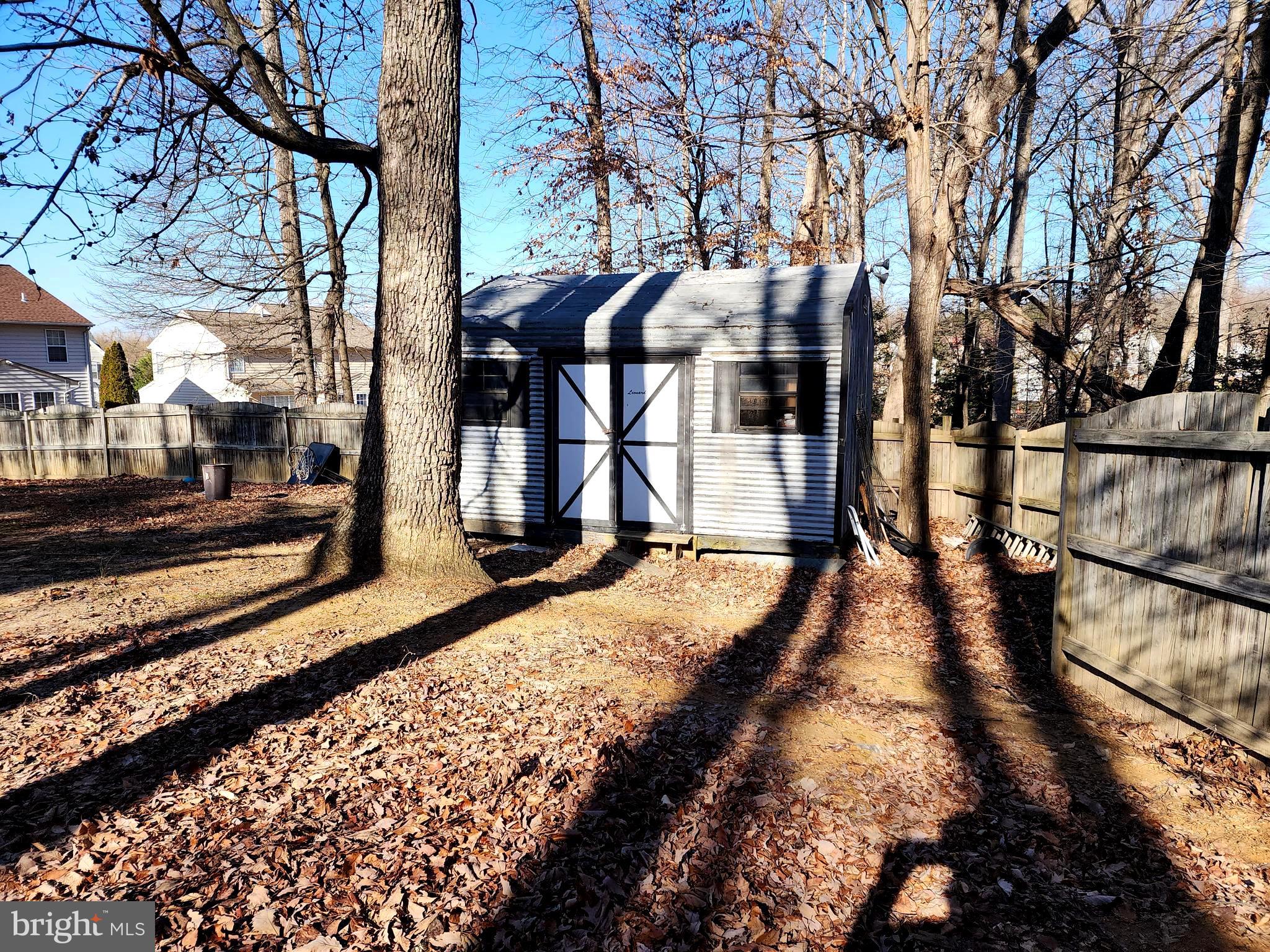 DALE CITY - Residential