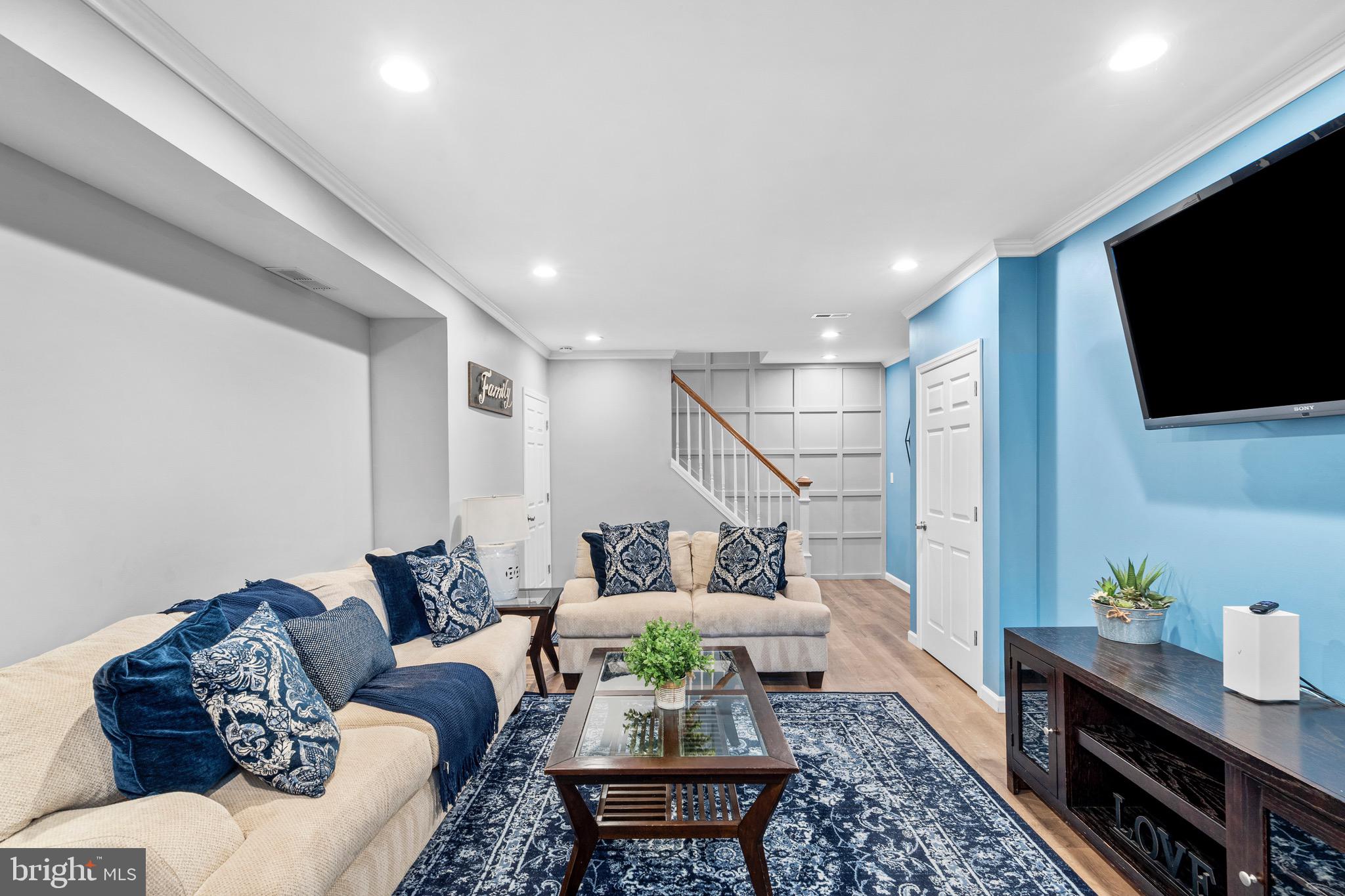 DURHAM CHASE - Residential