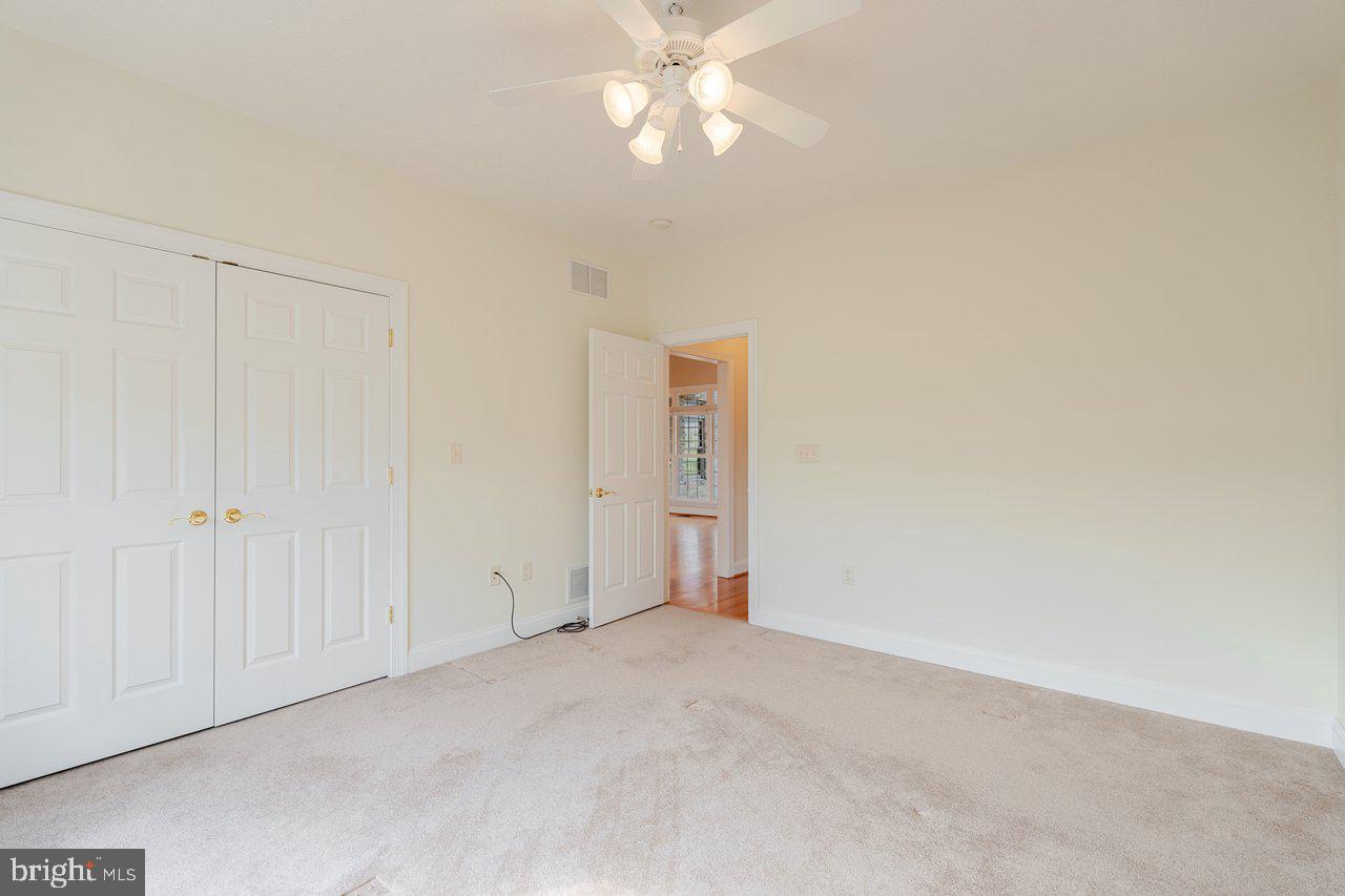 FAIRWAY MANOR - Residential
