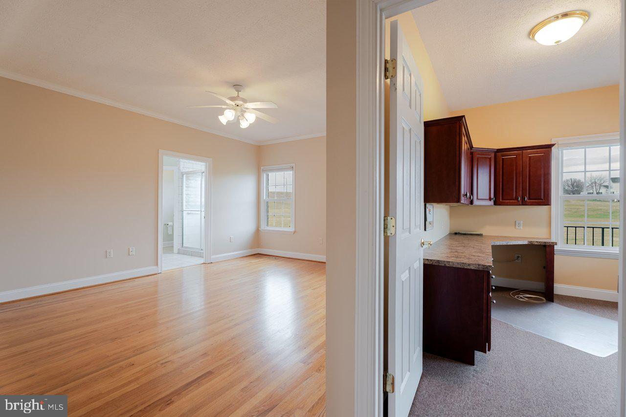 FAIRWAY MANOR - Residential