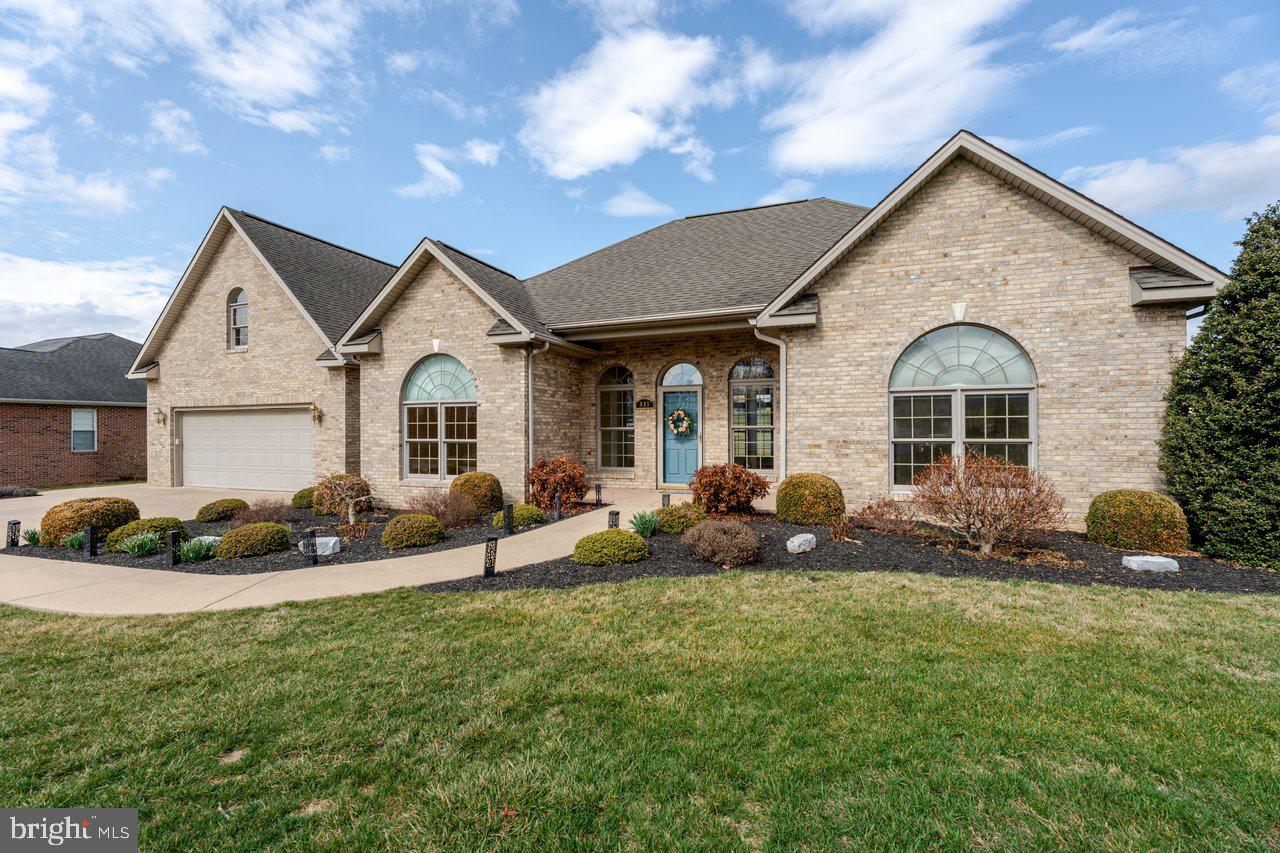 FAIRWAY MANOR - Residential