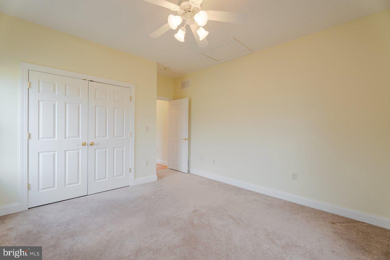 FAIRWAY MANOR - Residential