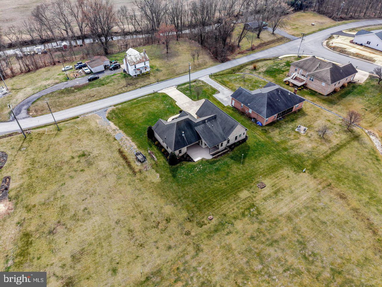 FAIRWAY MANOR - Residential