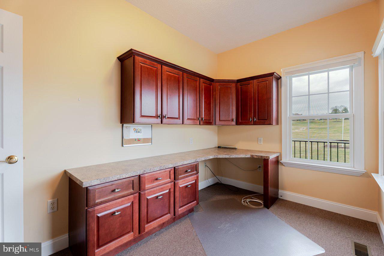 FAIRWAY MANOR - Residential